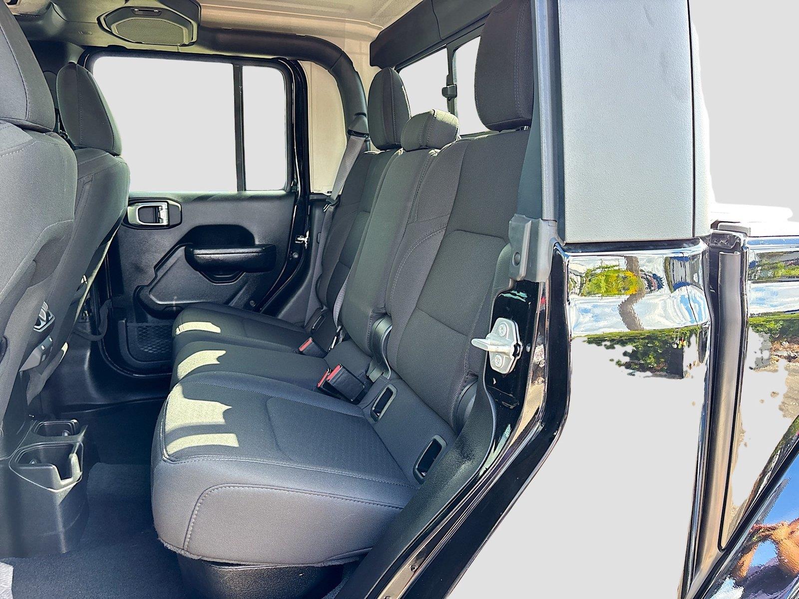 2023 Jeep Gladiator Willys