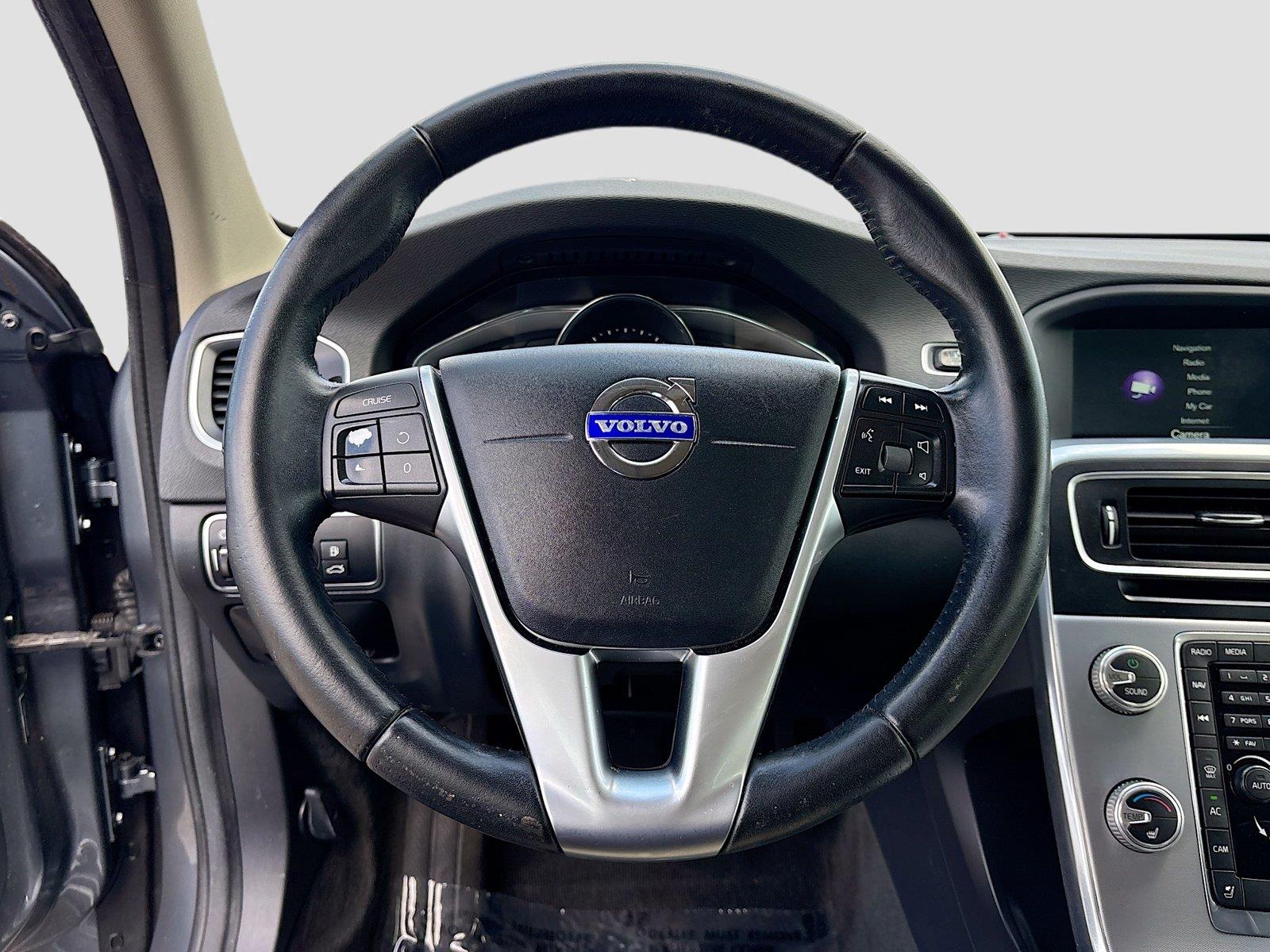 2017 VOLVO V60 T5 PREMIER