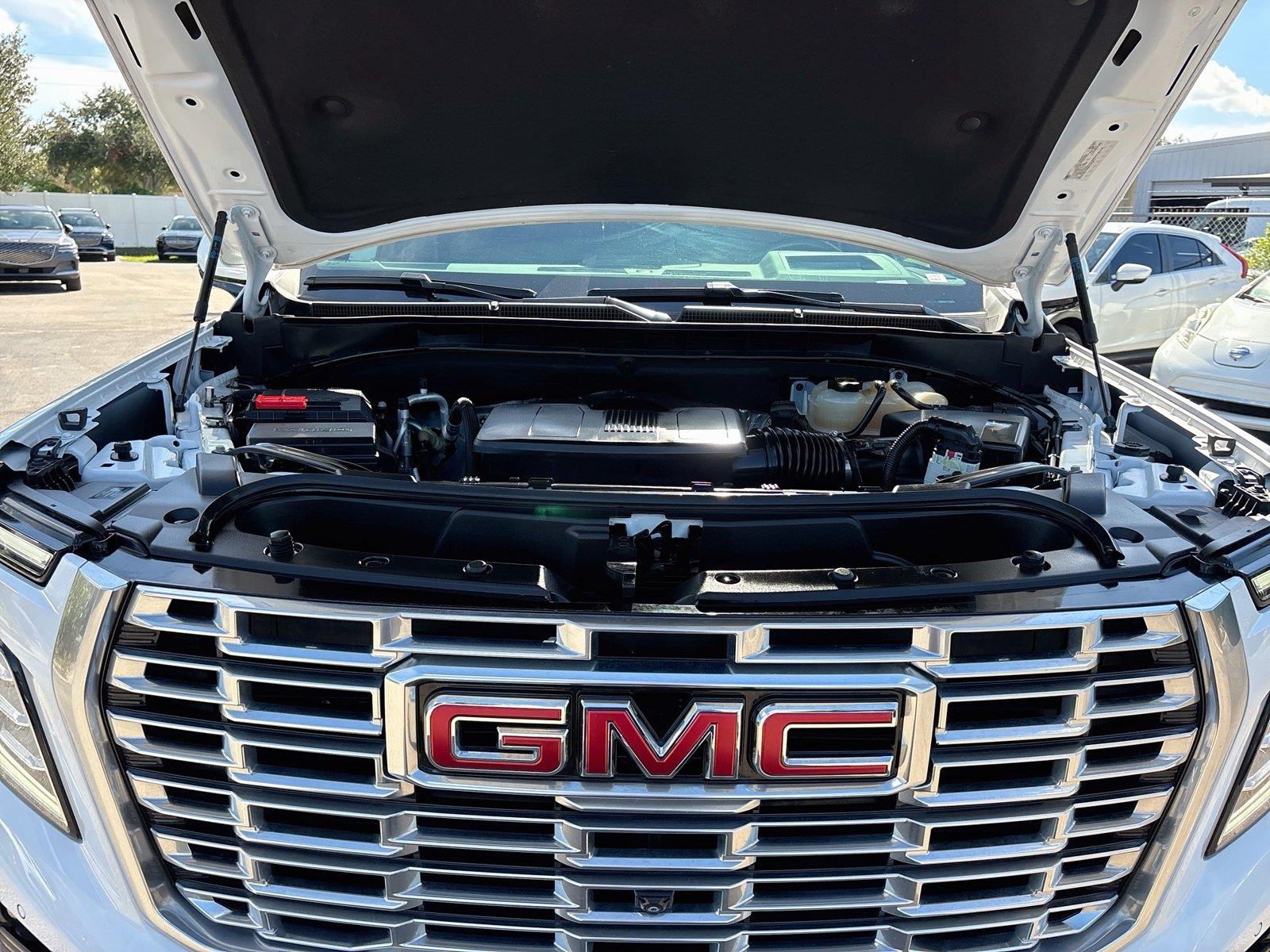 2025 GMC Yukon Denali
