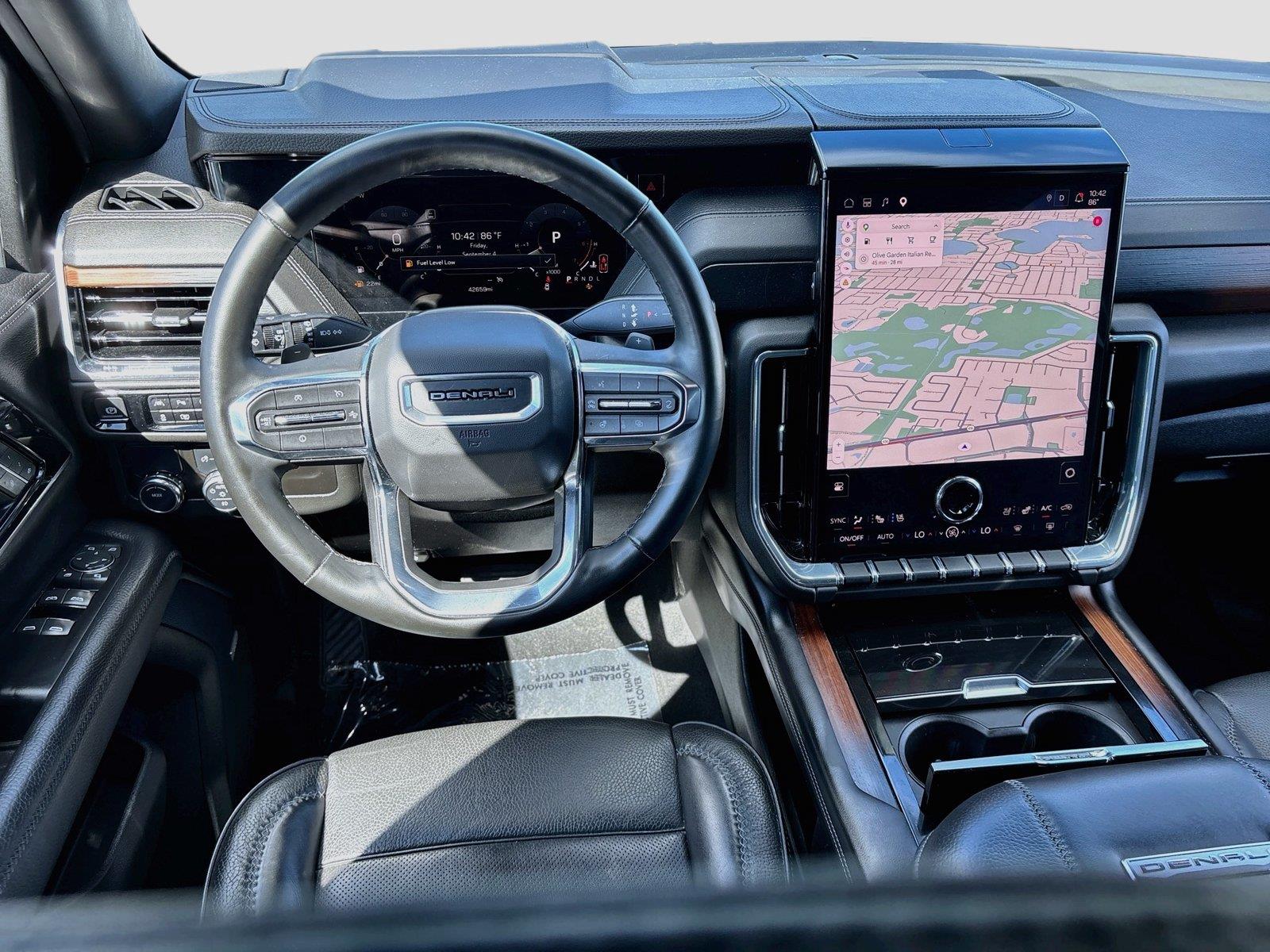 2025 GMC Yukon Denali