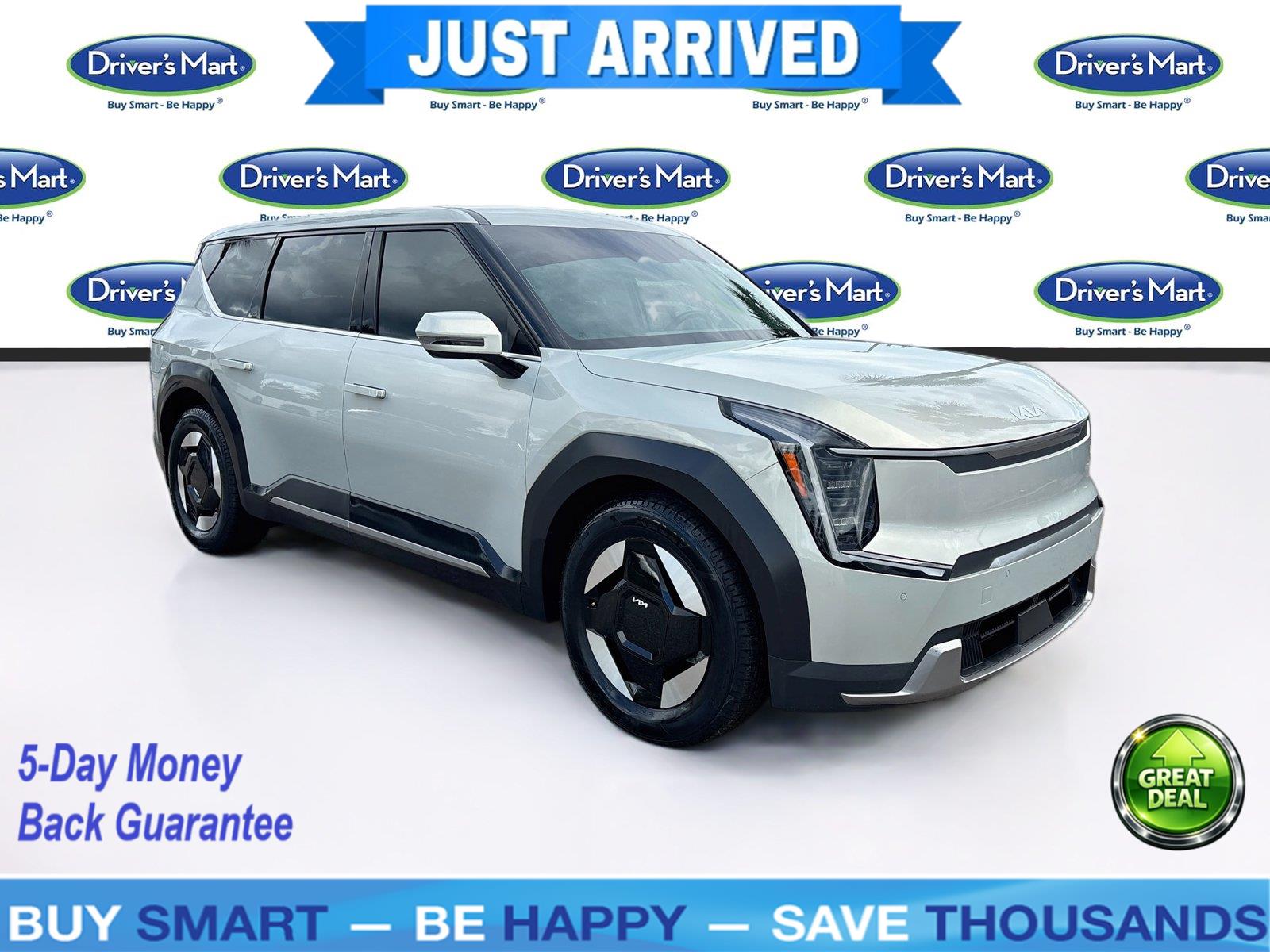 White (Ivory Silver Gloss) 2024 Kia EV9 SUV / Crossover Rear-Wheel Drive Automatic