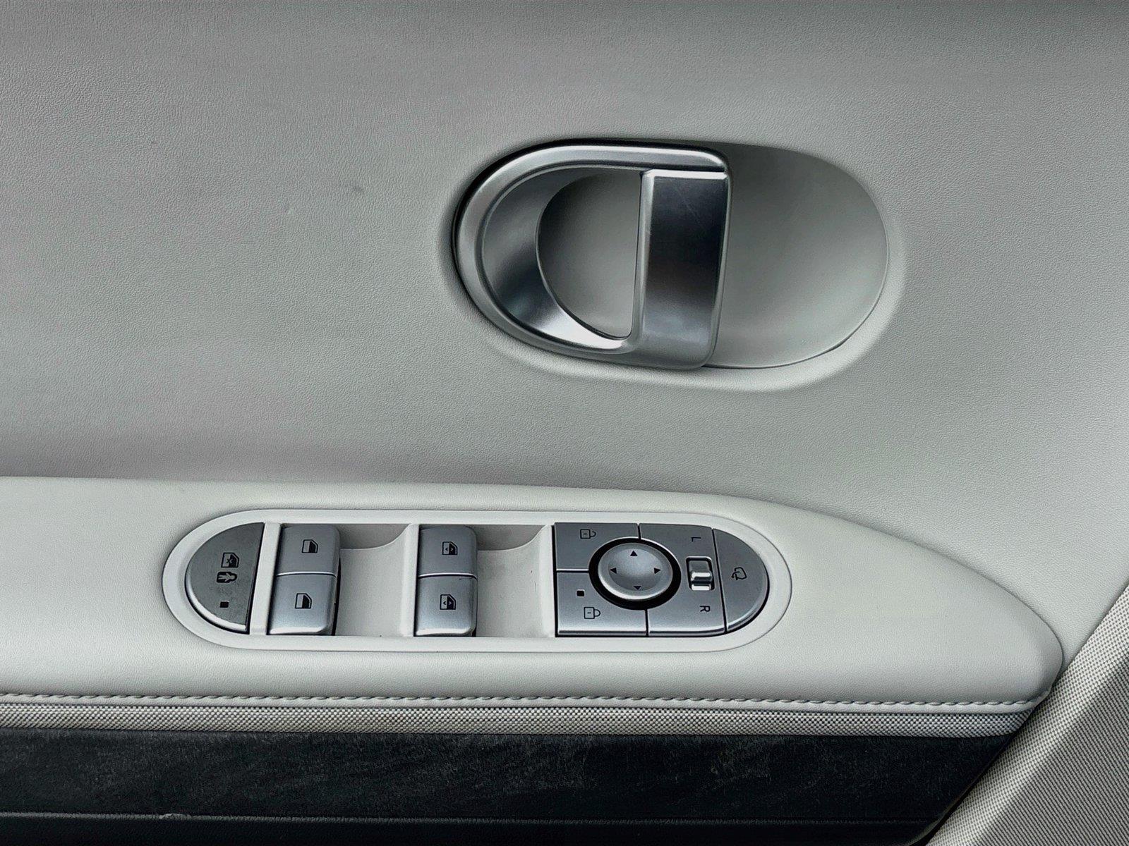 2022 Hyundai IONIQ 5 SEL