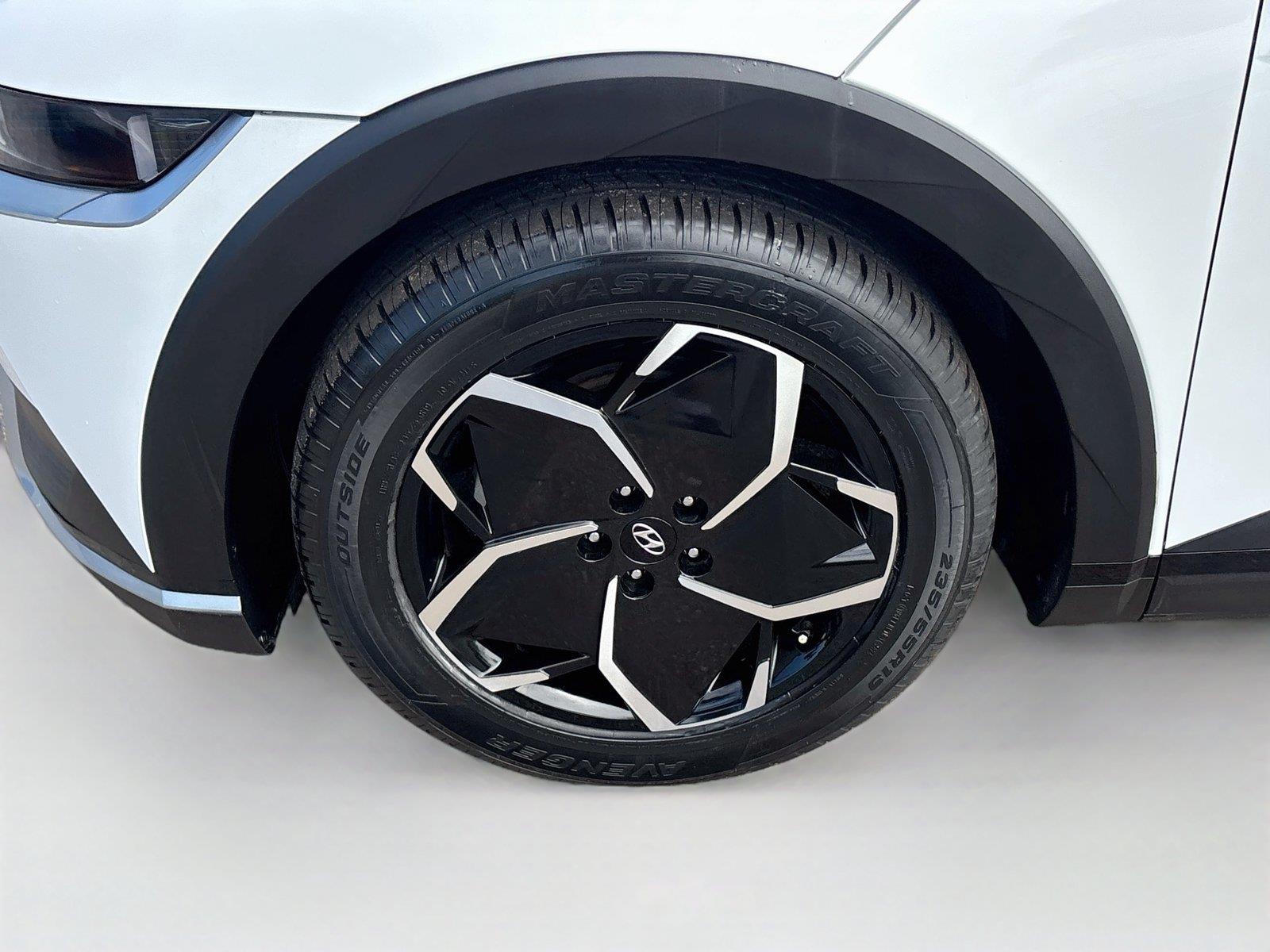 2022 Hyundai IONIQ 5 SEL