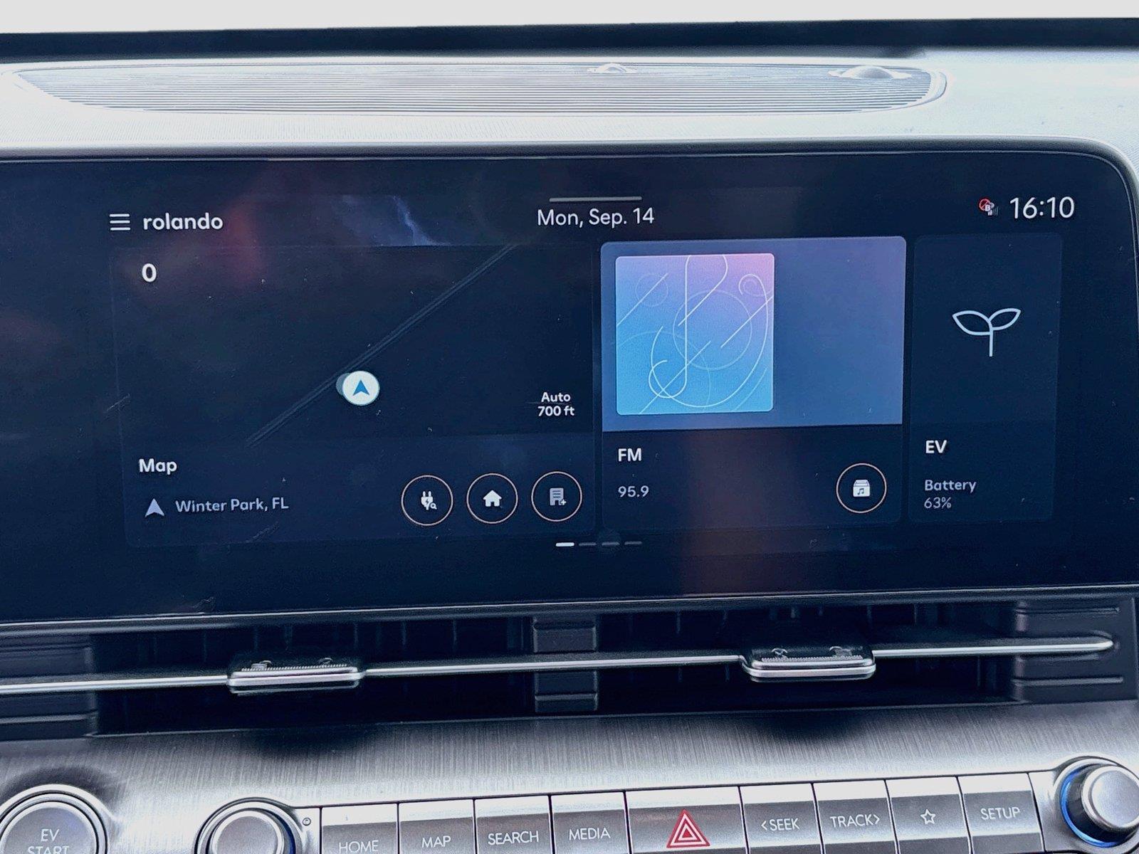 2025 Hyundai Kona Electric SEL