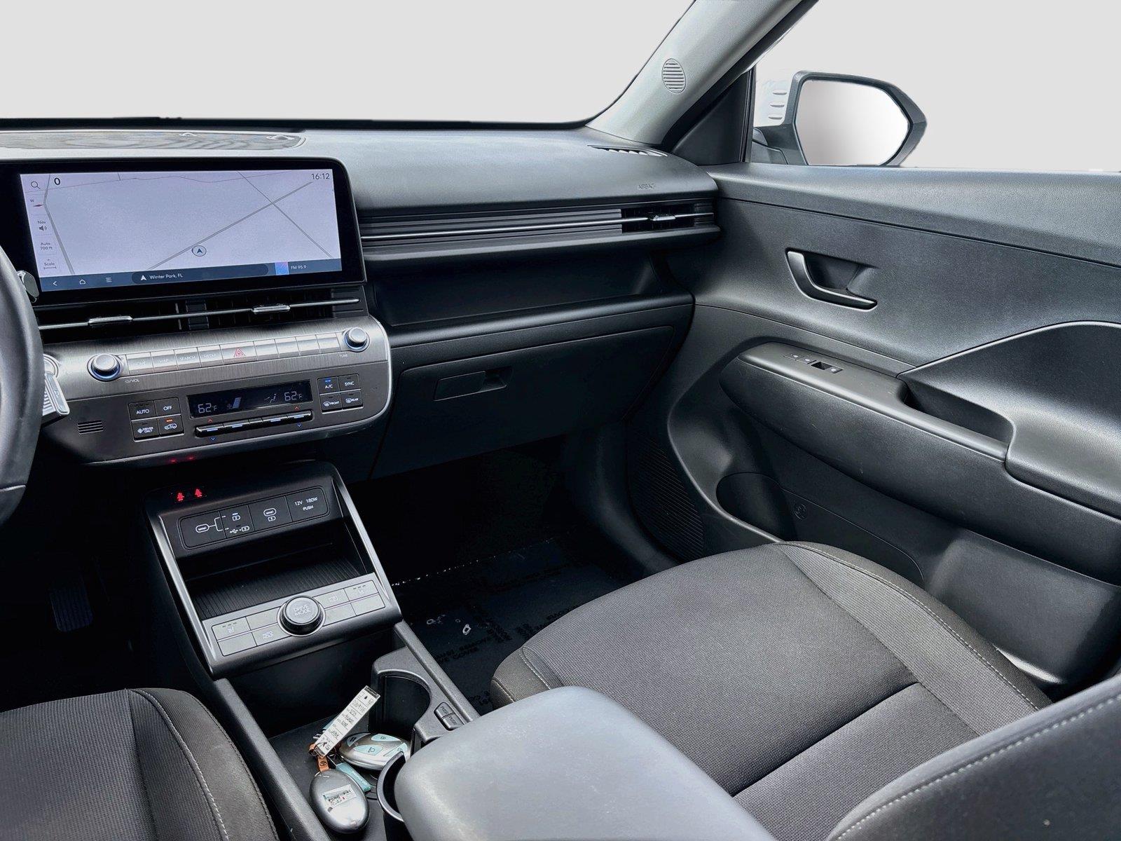 2025 Hyundai Kona Electric SEL