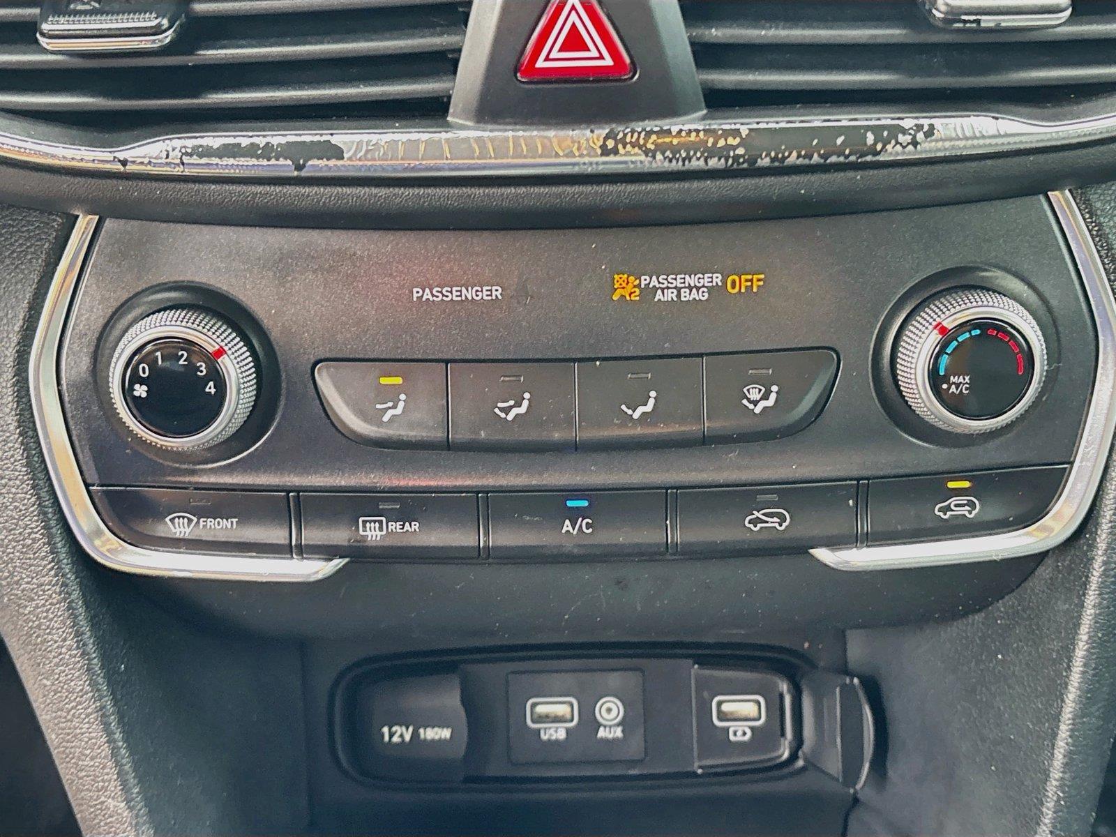 2019 Hyundai Santa Fe SE