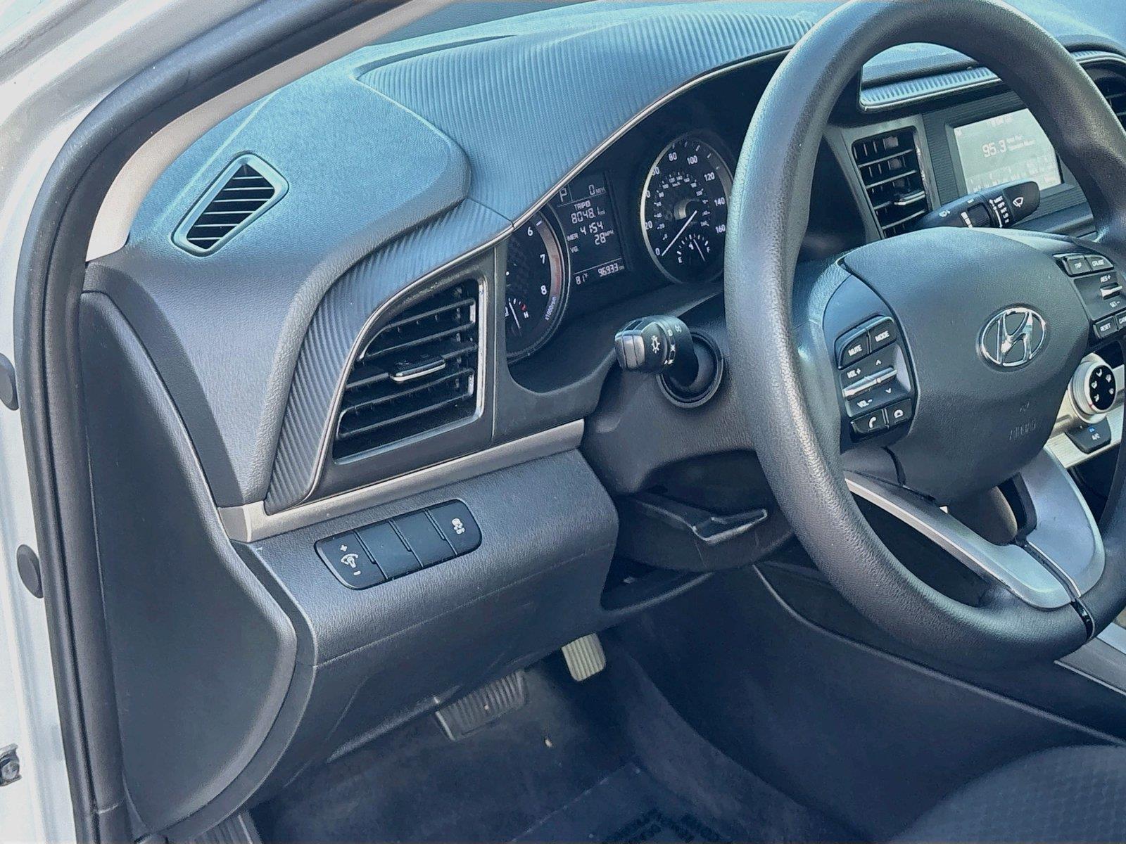 2019 Hyundai Elantra SE