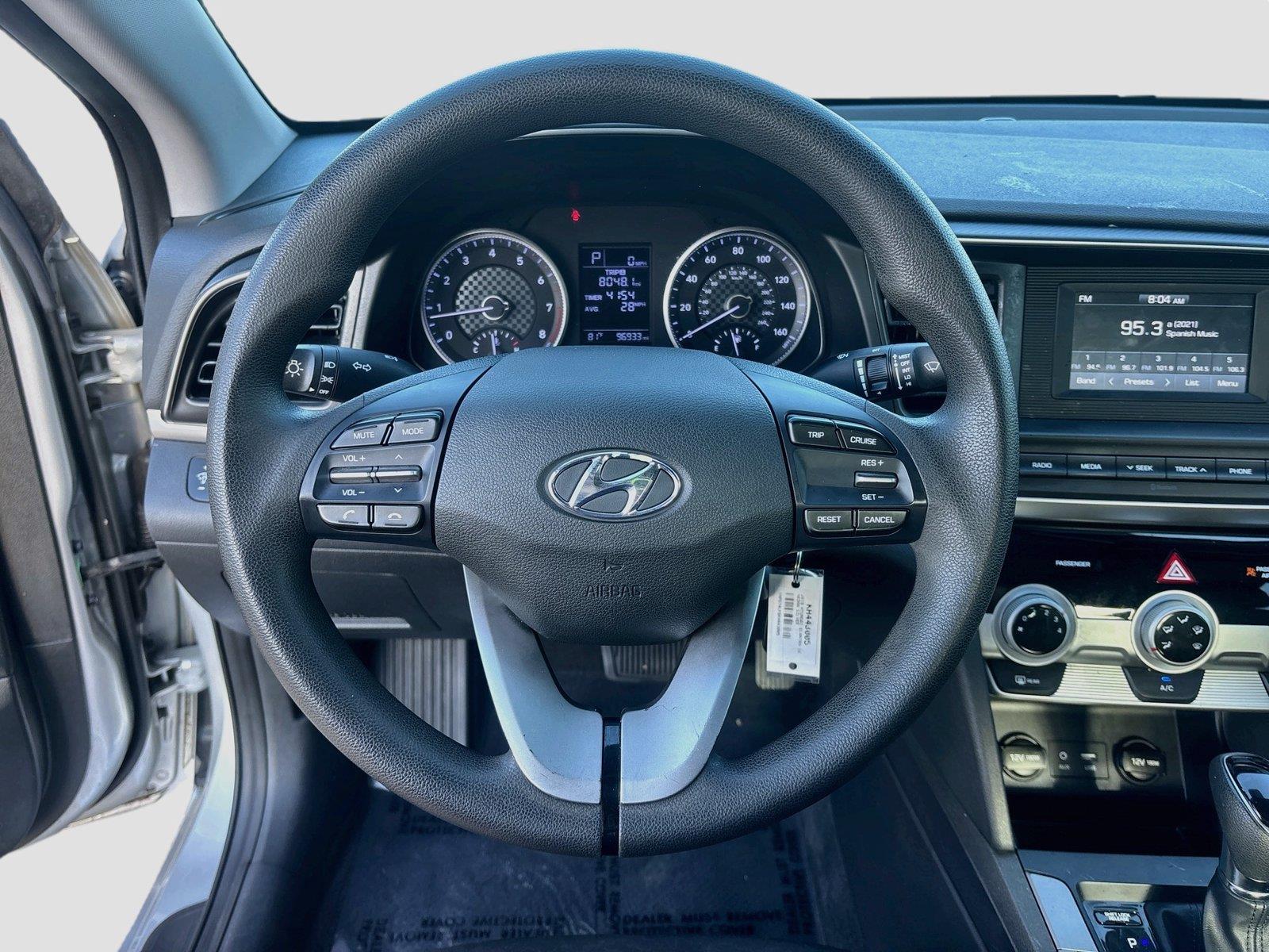 2019 Hyundai Elantra SE