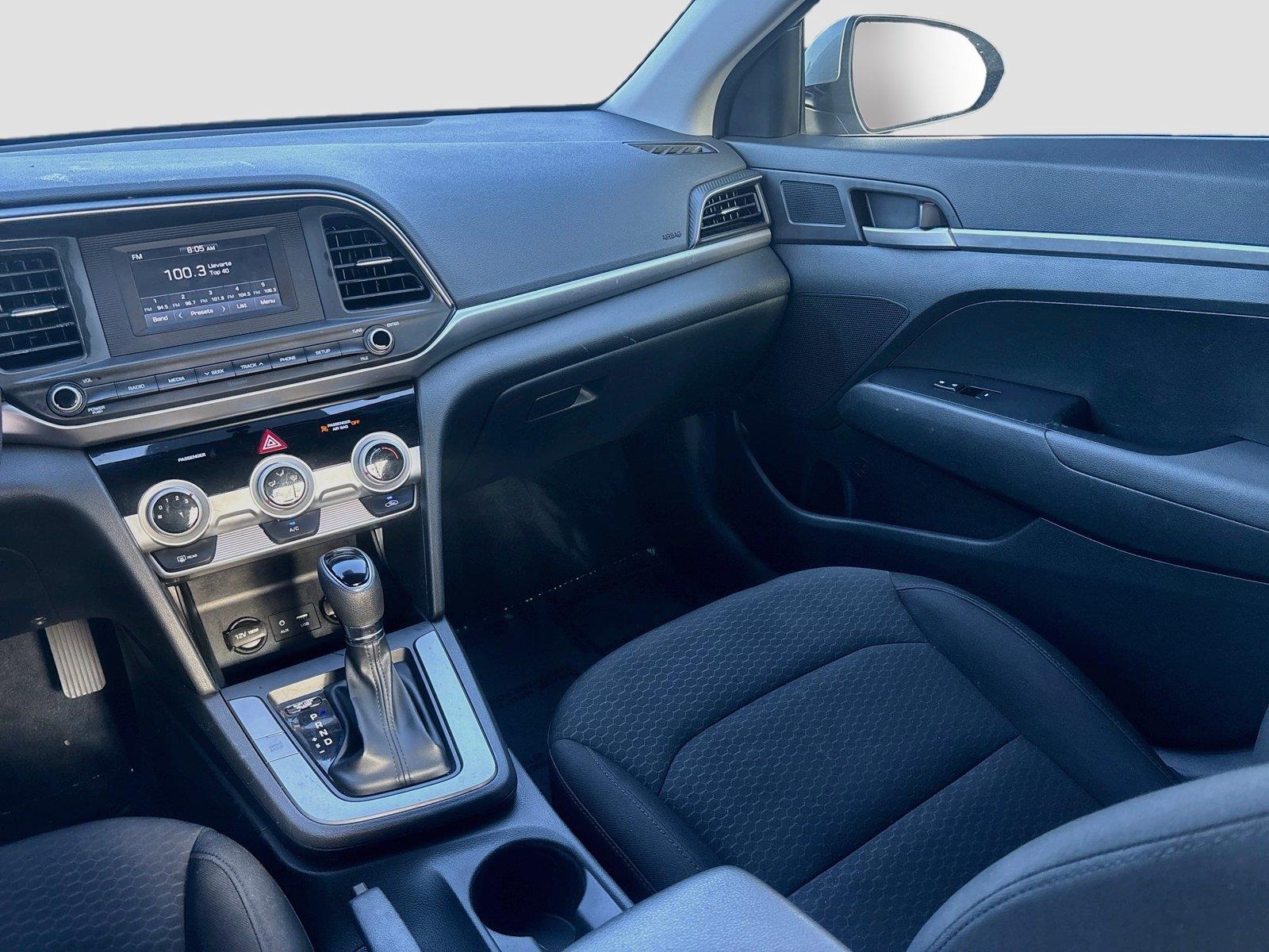 2019 Hyundai Elantra SE