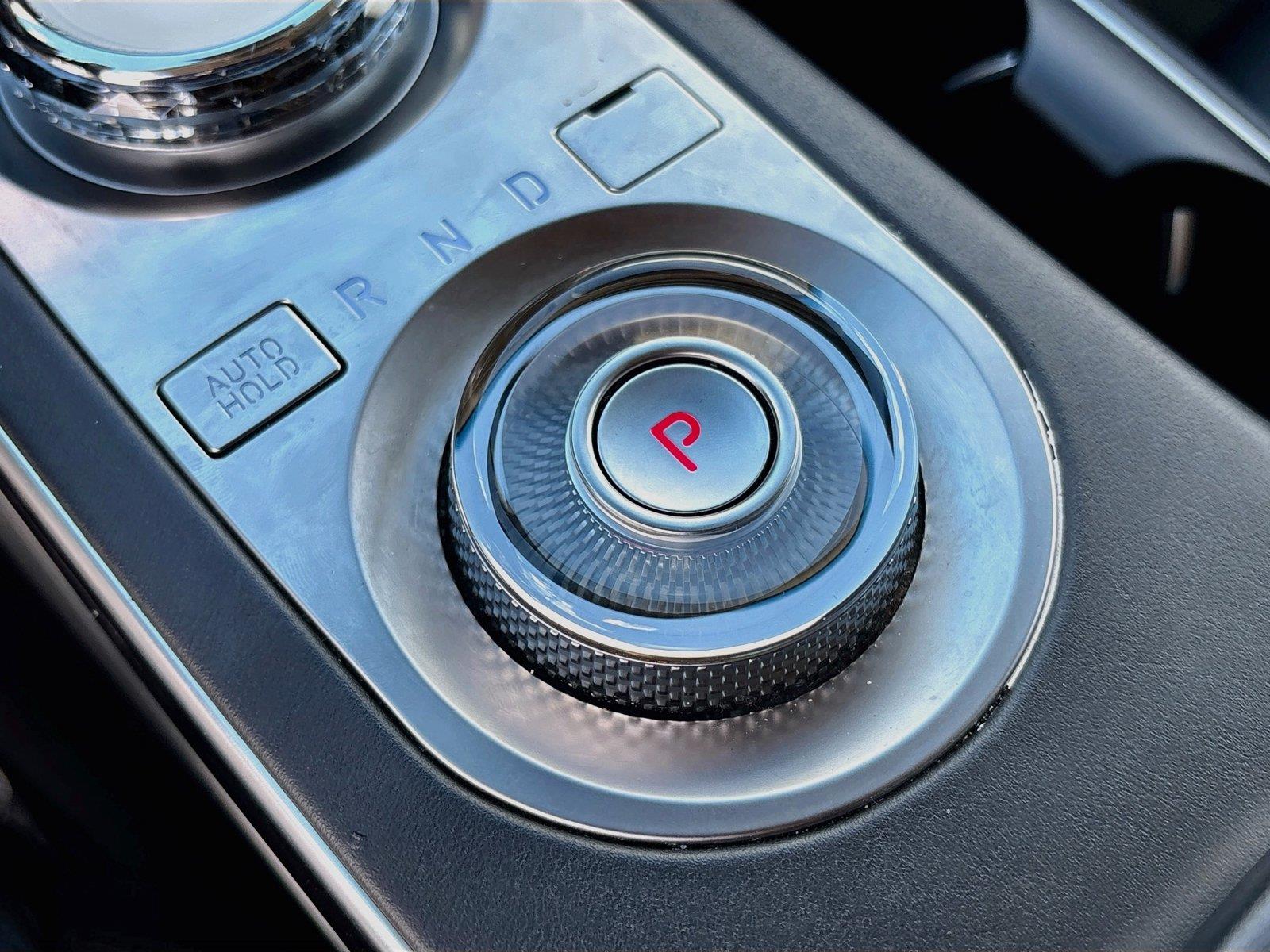 2025 Genesis GV70 2.5T