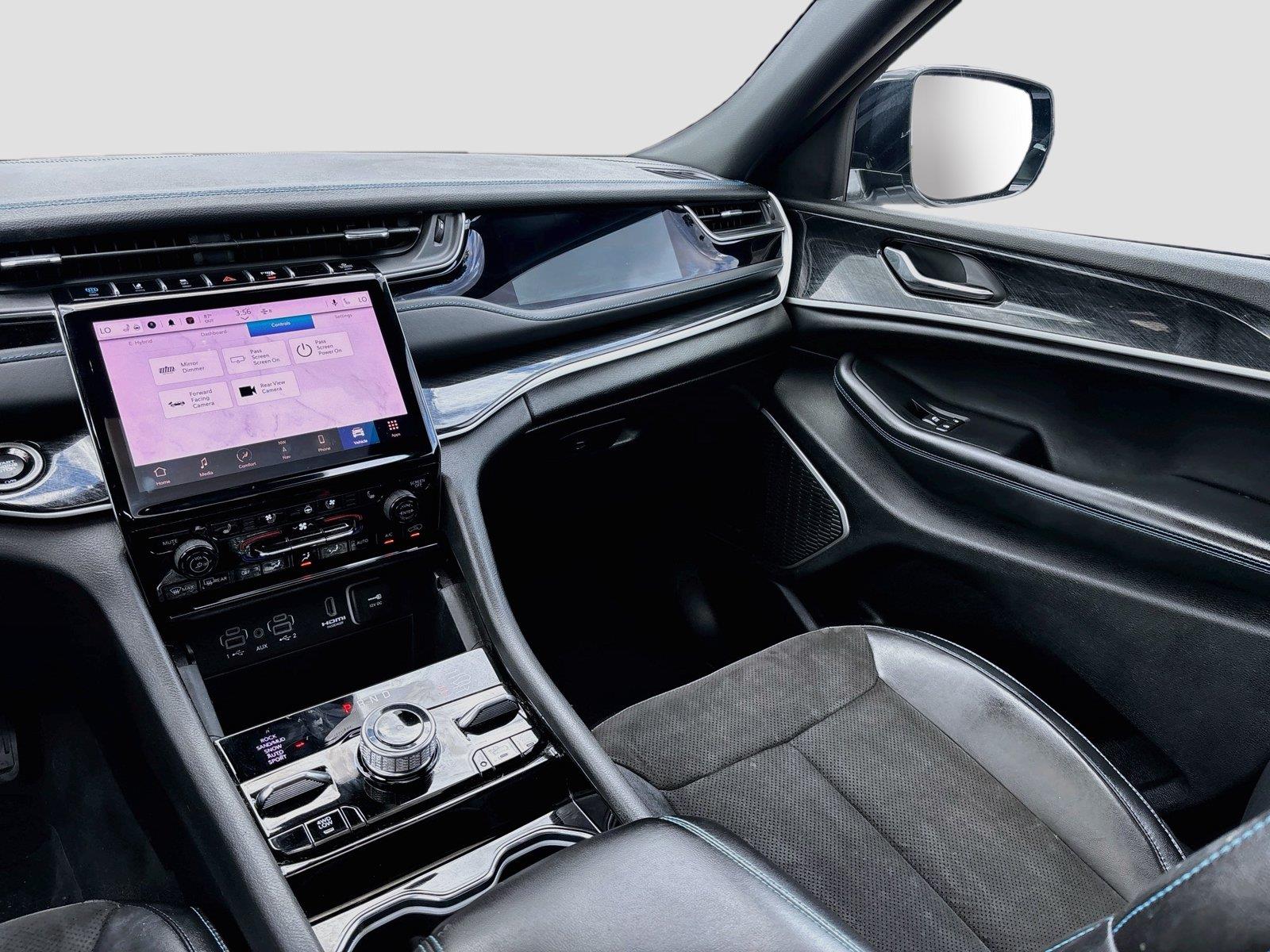2023 Jeep Grand Cherokee 4xe Trailhawk