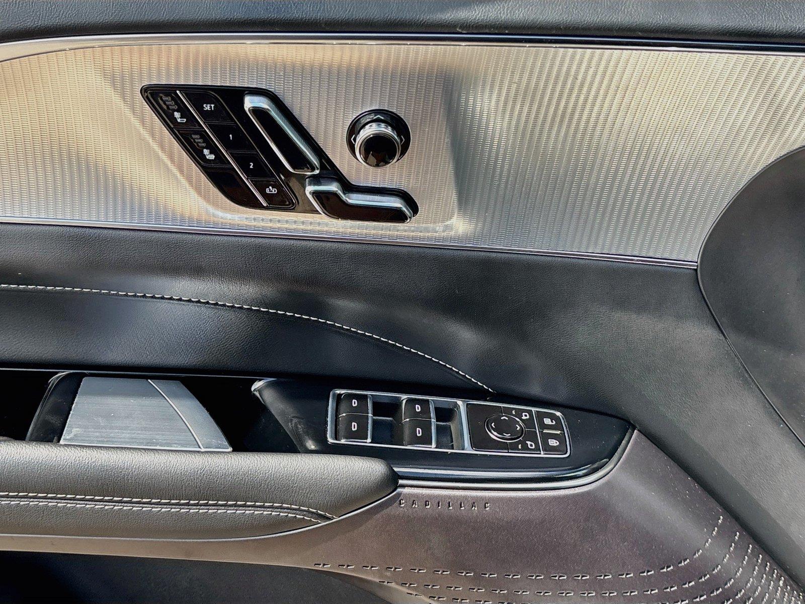 2024 Cadillac LYRIQ Tech