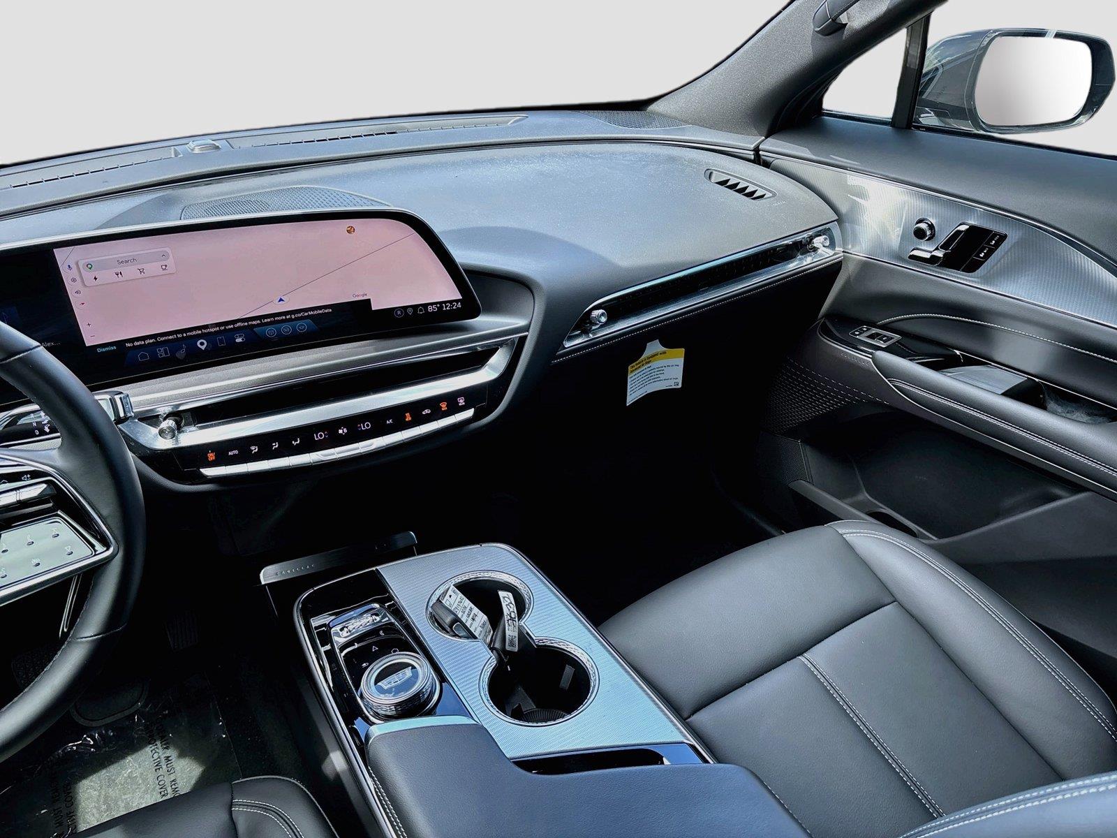 2024 Cadillac LYRIQ Tech