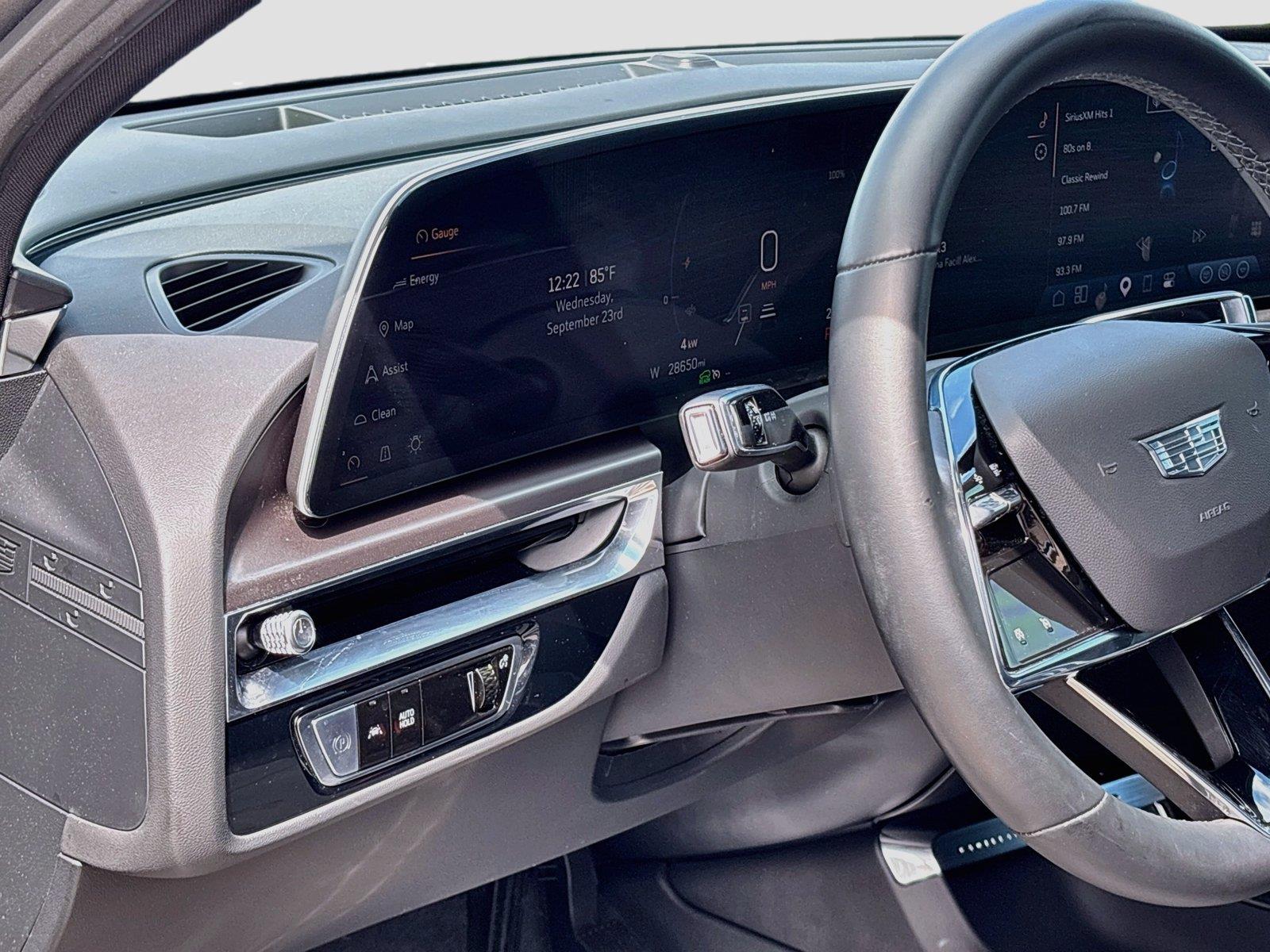 2024 Cadillac LYRIQ Tech