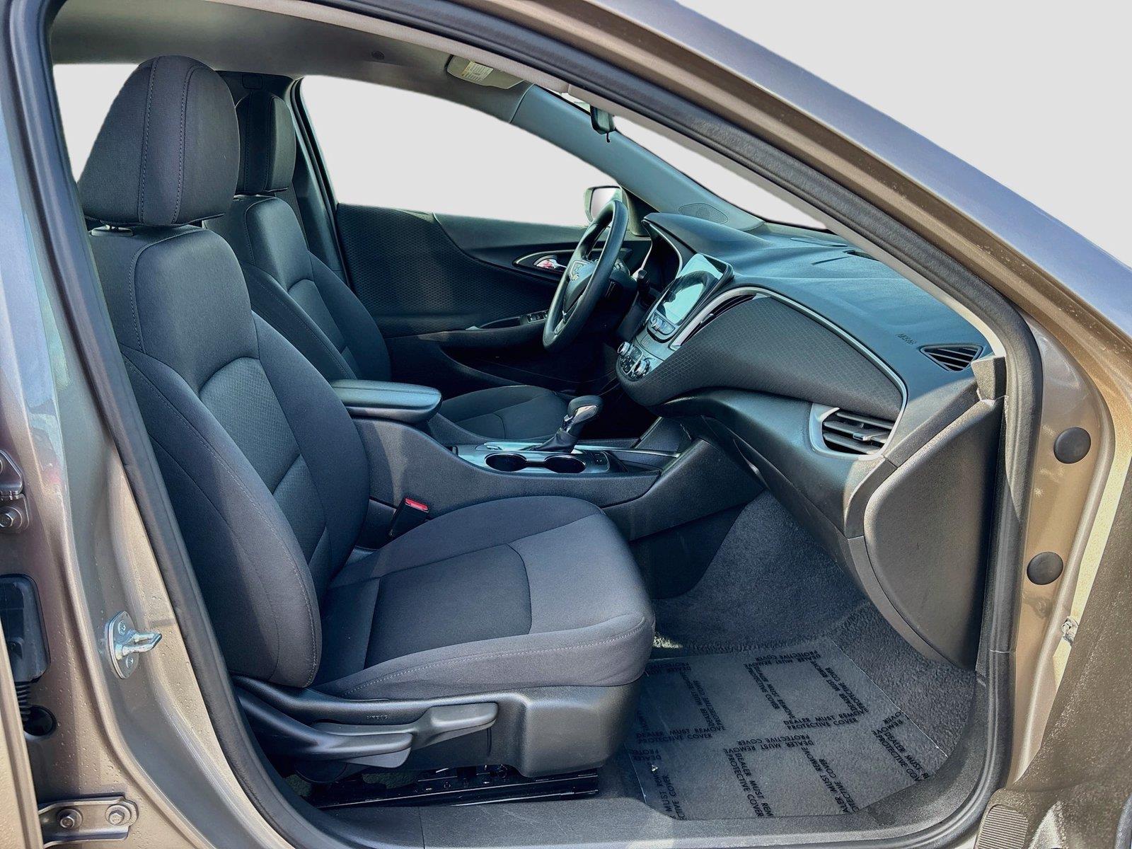 2025 Chevrolet Malibu LT