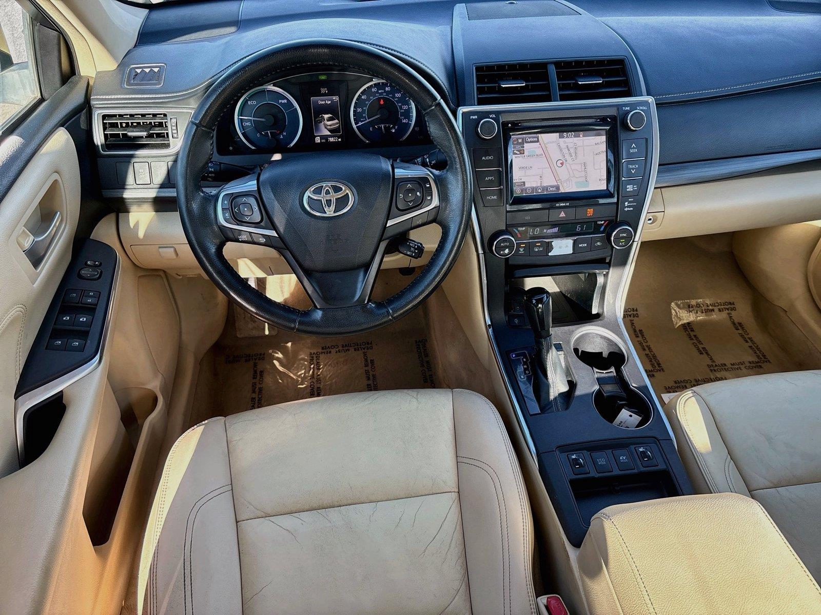 2016 Toyota Camry Hybrid XLE