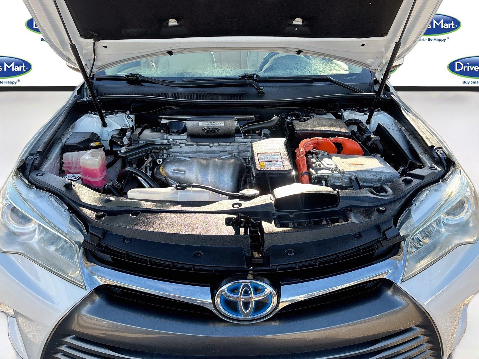 2016 Toyota Camry Hybrid XLE