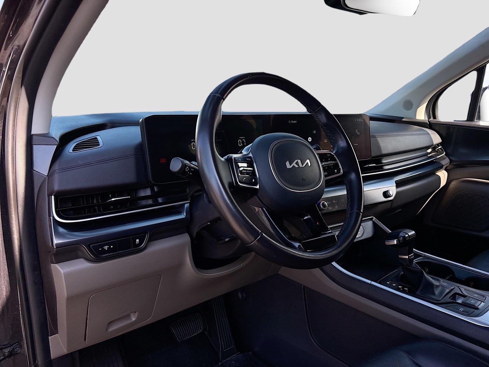 2025 Kia Carnival LXS