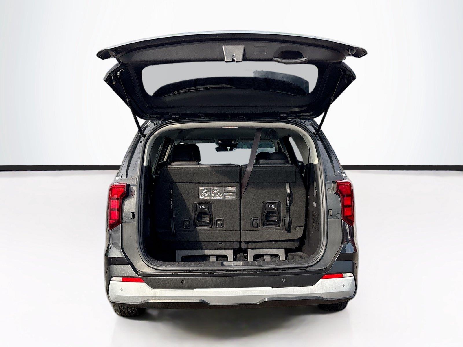 2025 Kia Carnival LXS