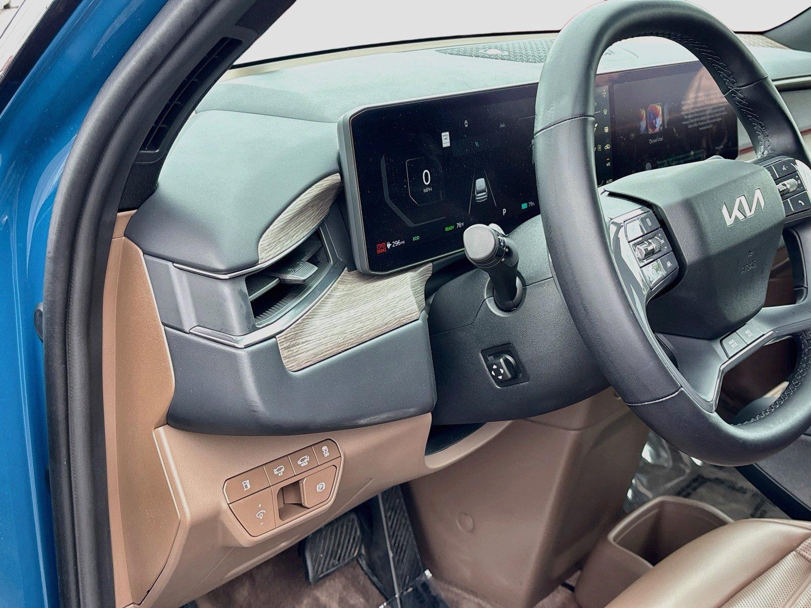 2024 Kia EV9 Land
