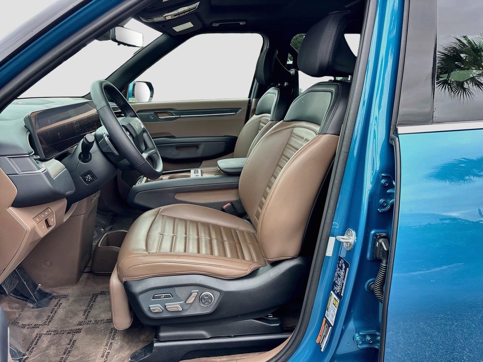 2024 Kia EV9 Land