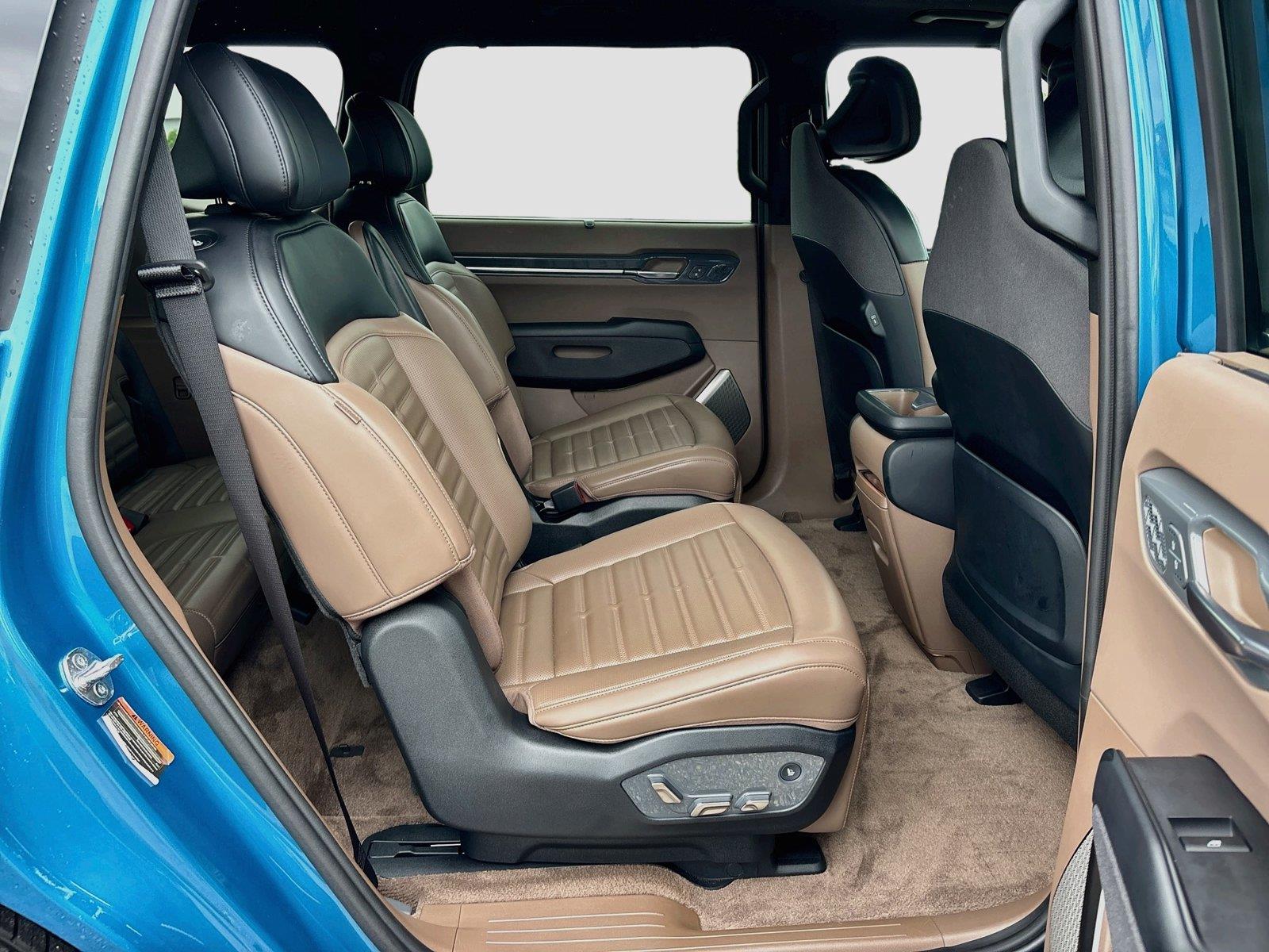 2024 Kia EV9 Land