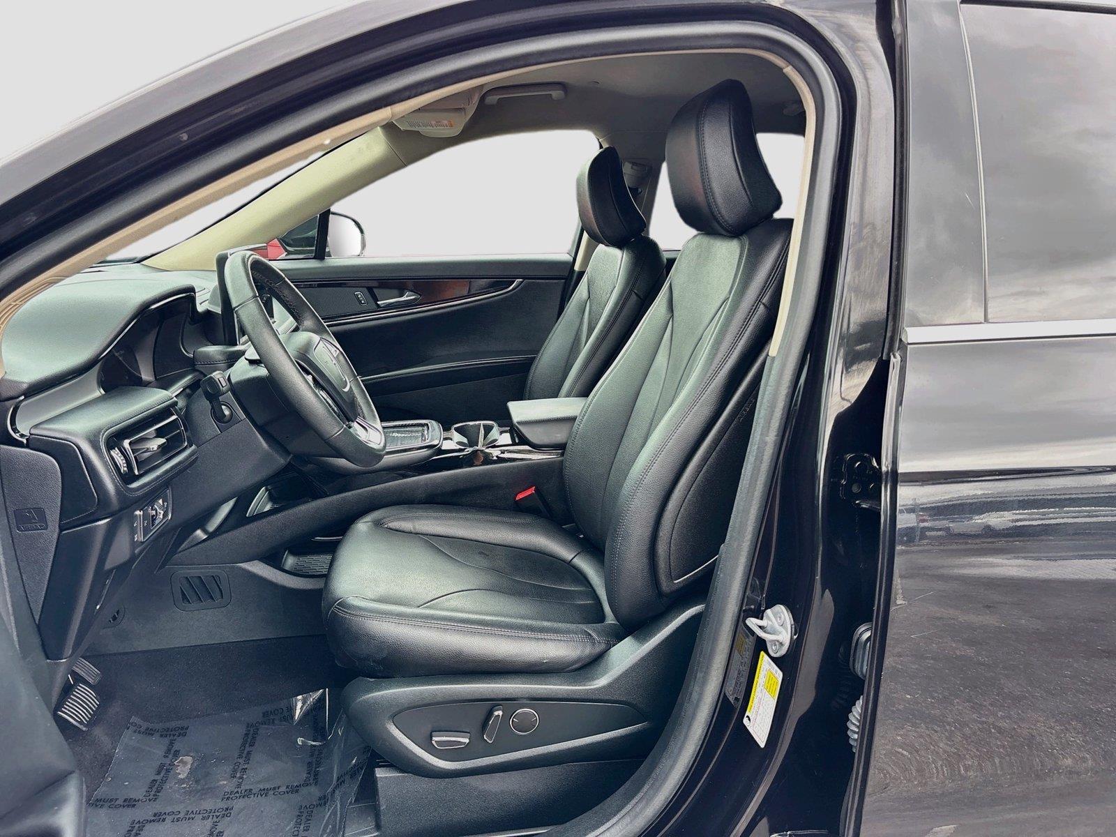 2022 Lincoln Nautilus Standard