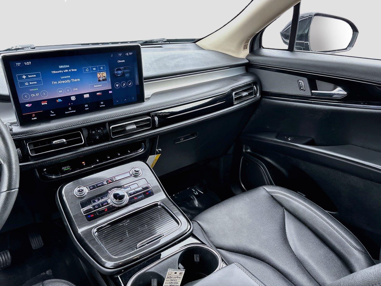2022 Lincoln Nautilus Standard