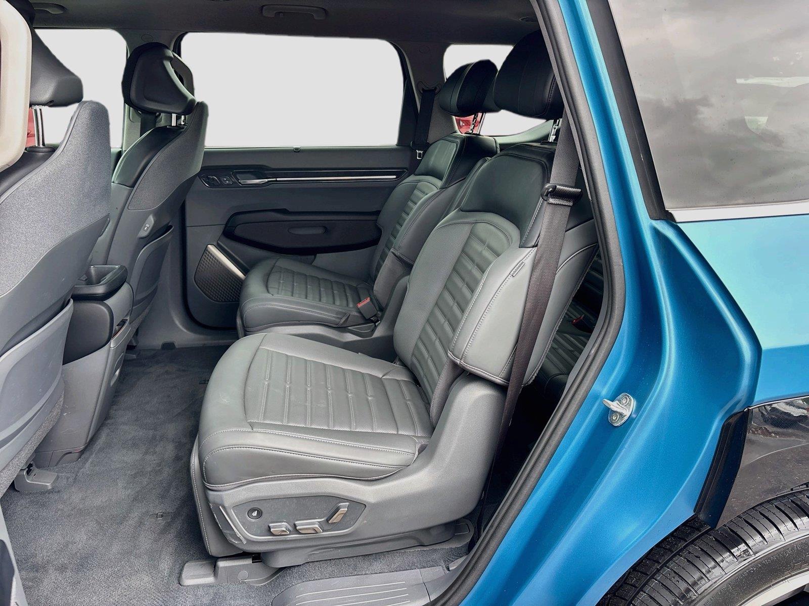 2024 Kia EV9 Land
