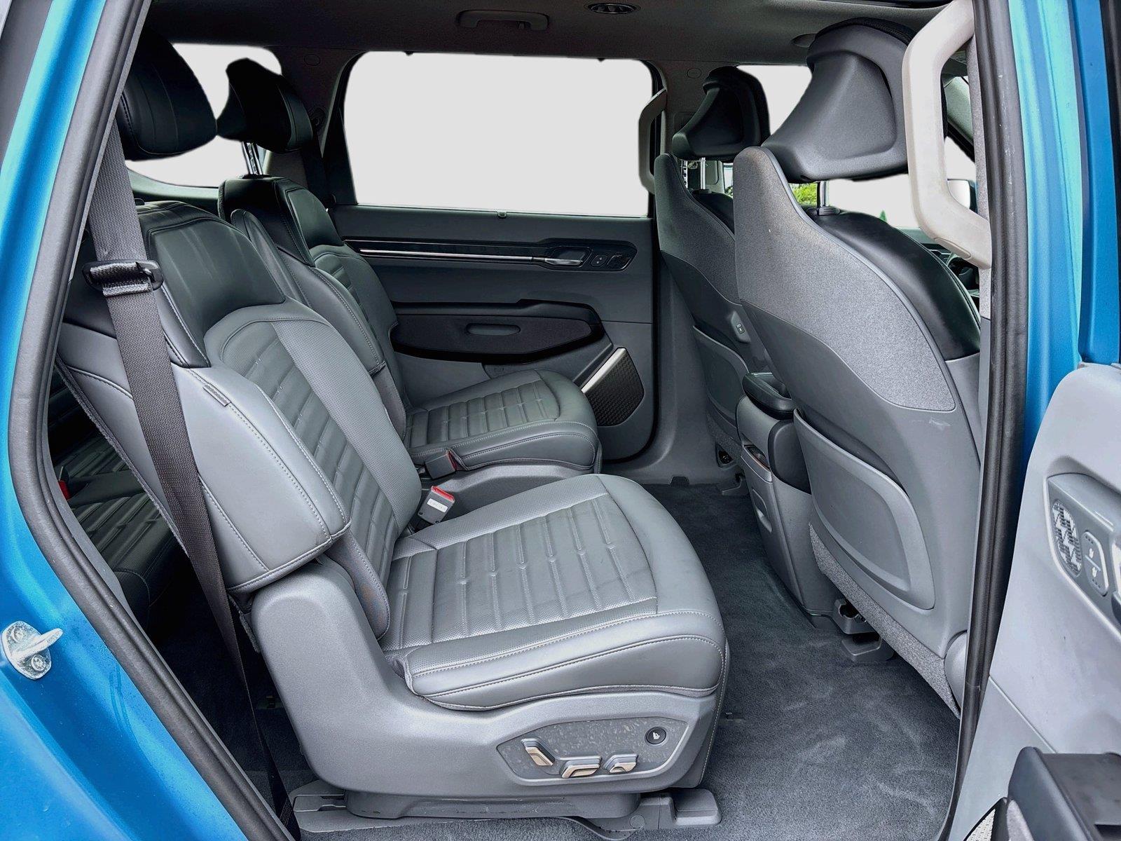 2024 Kia EV9 Land