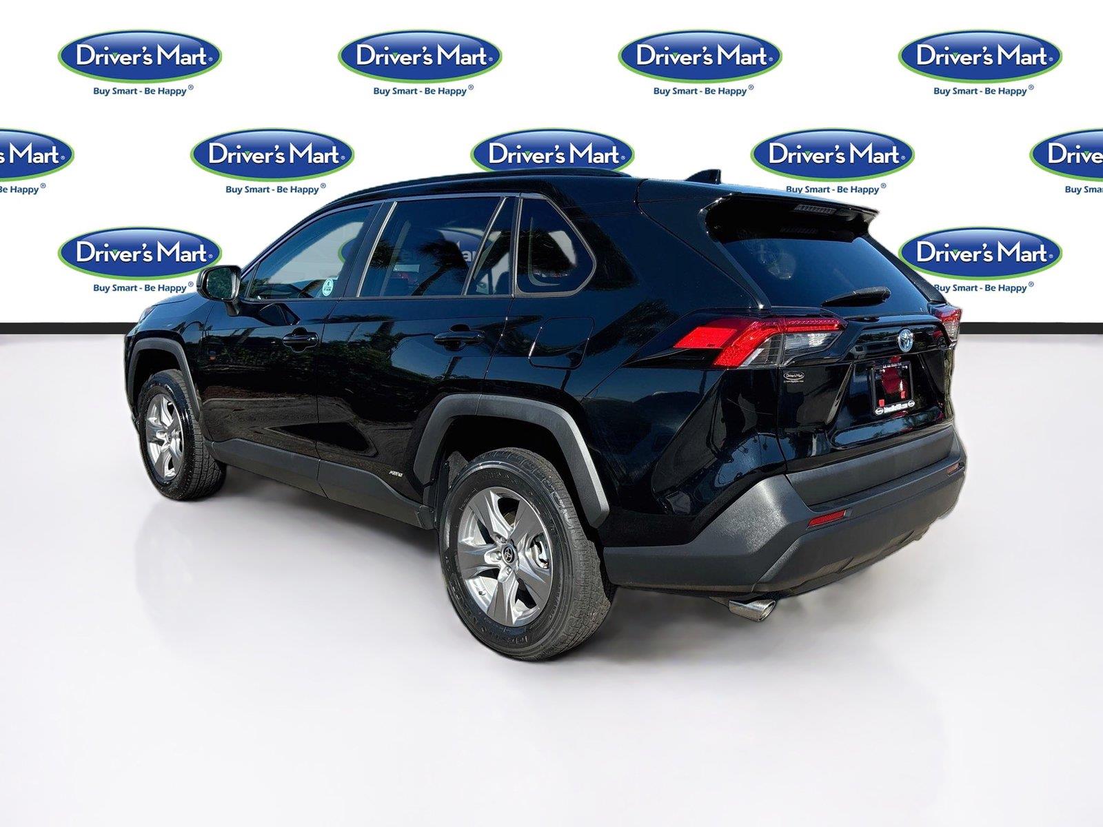 2022 Toyota RAV4 Hybrid LE