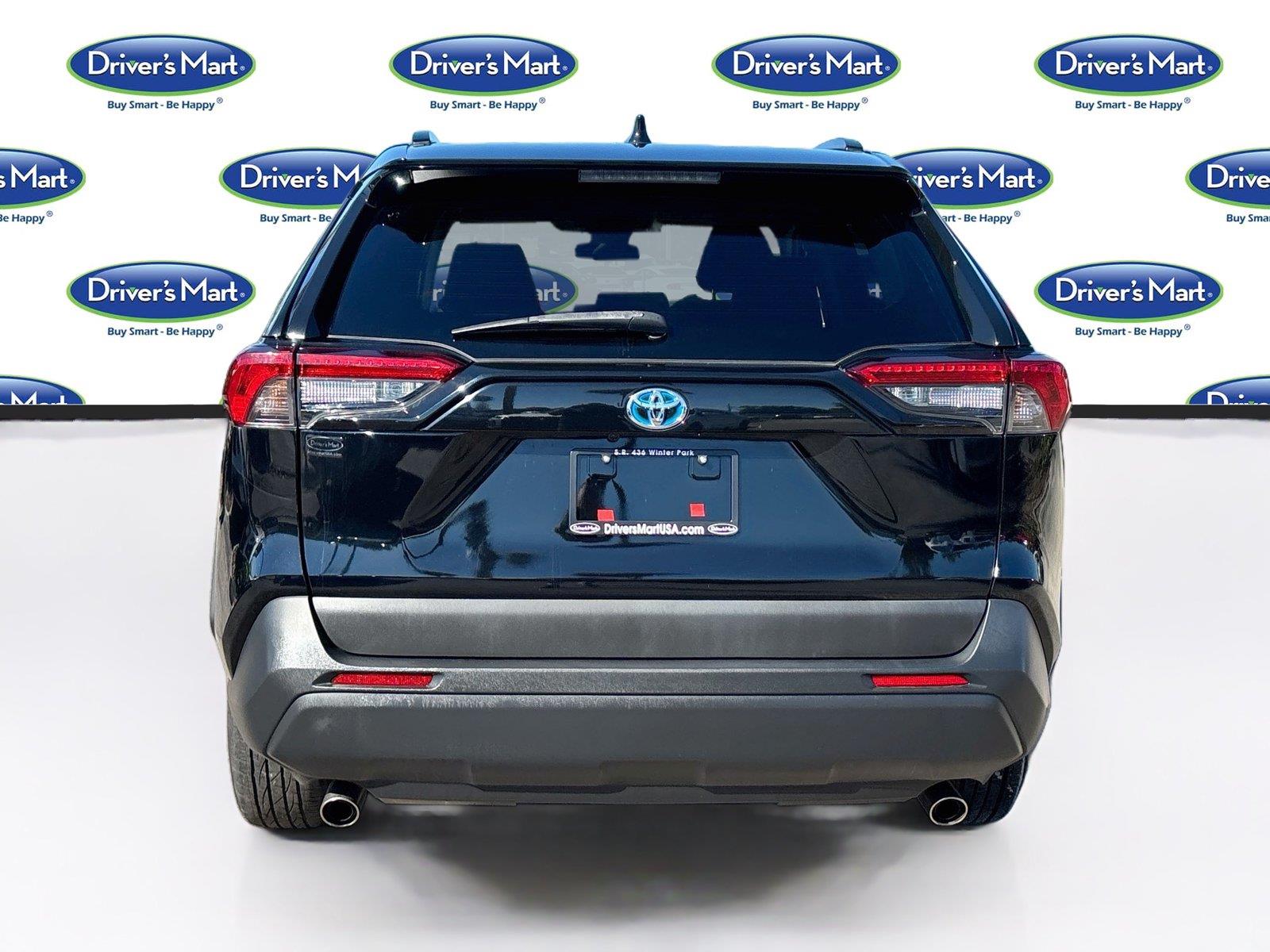 2022 Toyota RAV4 Hybrid LE