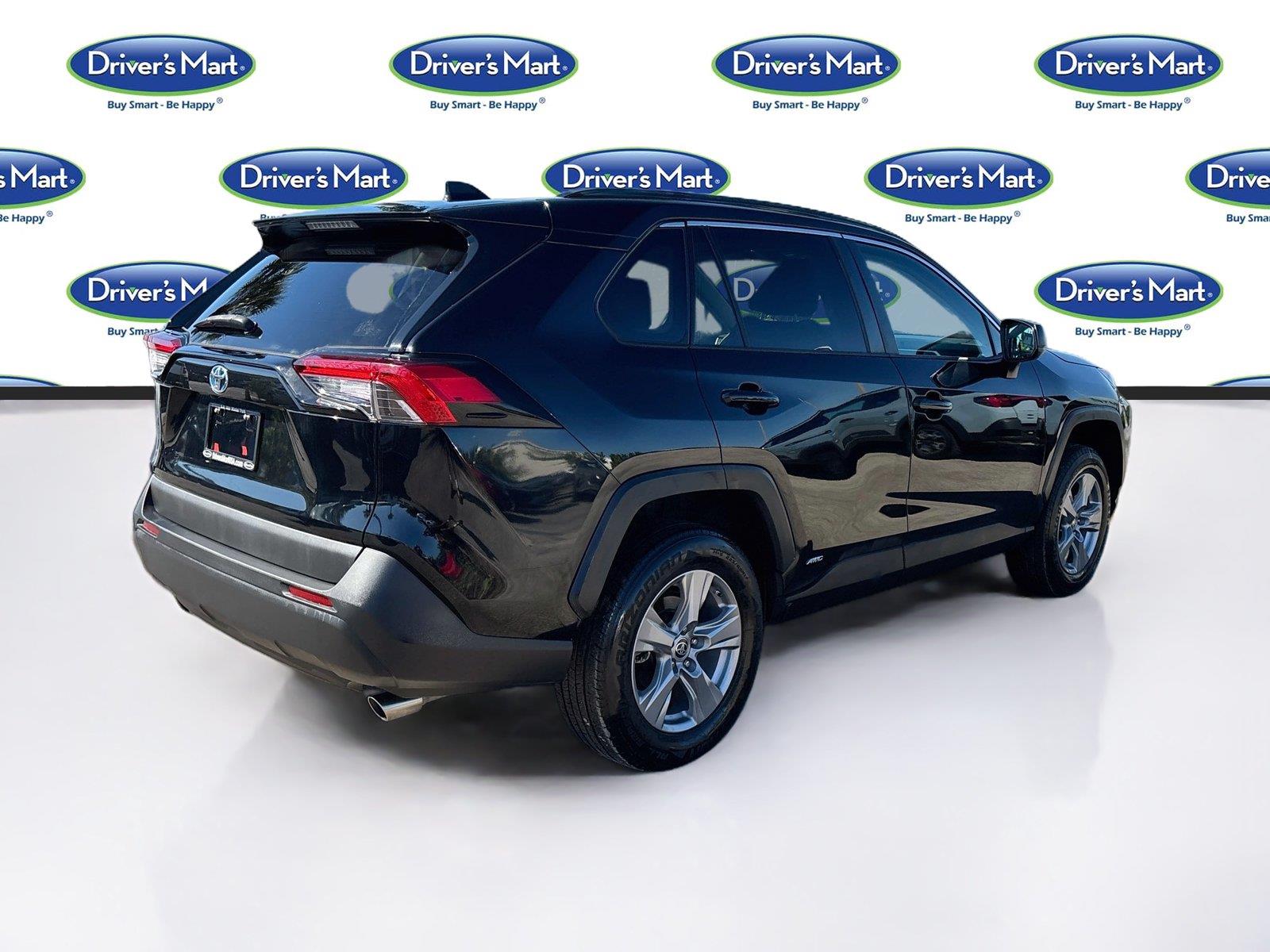2022 Toyota RAV4 Hybrid LE