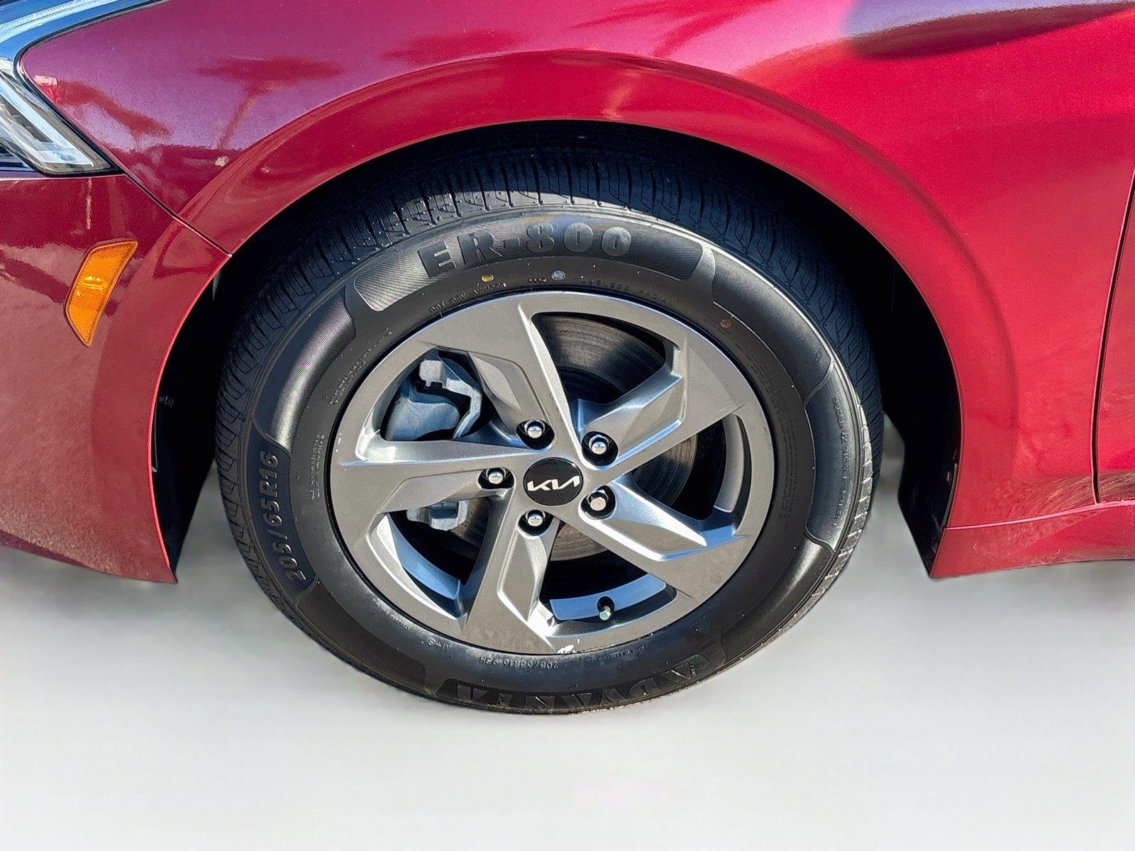 2024 Kia K5 LXS