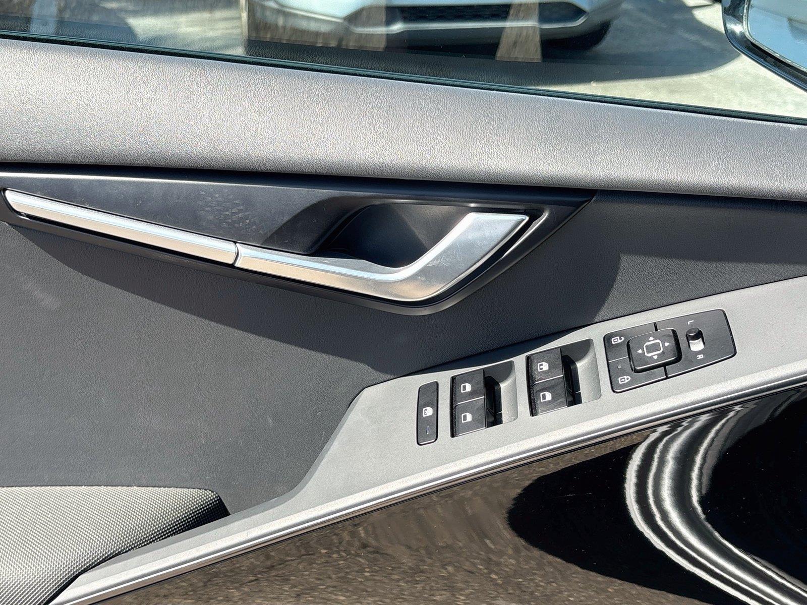 2024 Kia Niro EV Wind