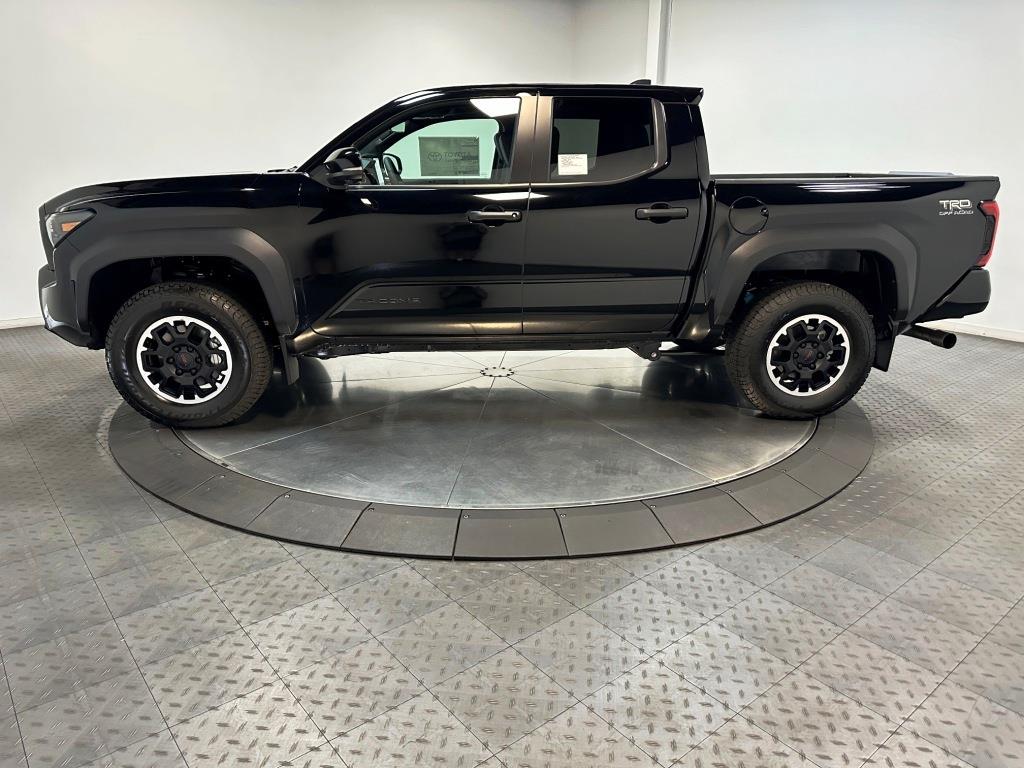 2024 Toyota Tacoma 4WD TRD Off Road 5