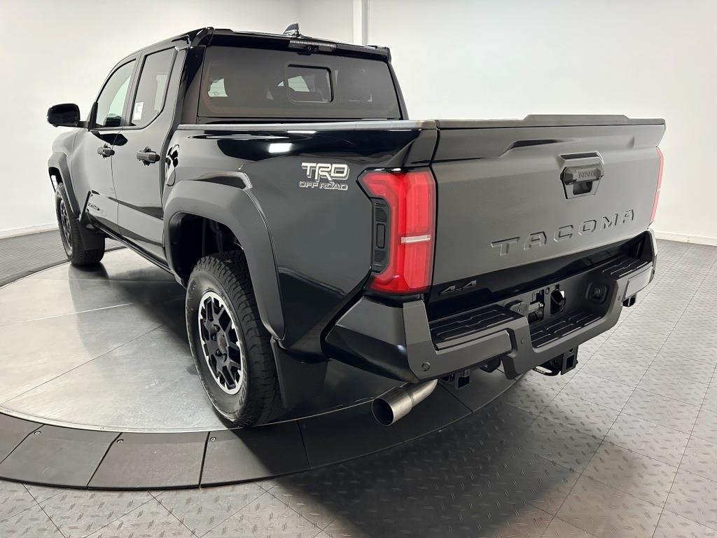 2024 Toyota Tacoma 4WD TRD Off Road 6