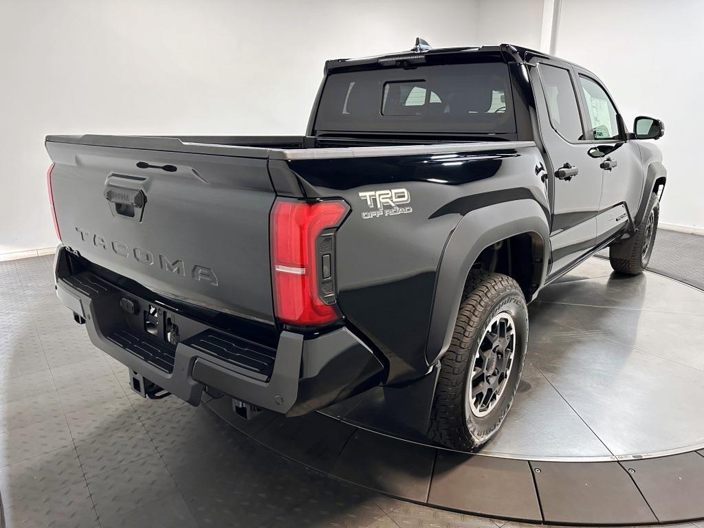 2024 Toyota Tacoma 4WD TRD Off Road 8