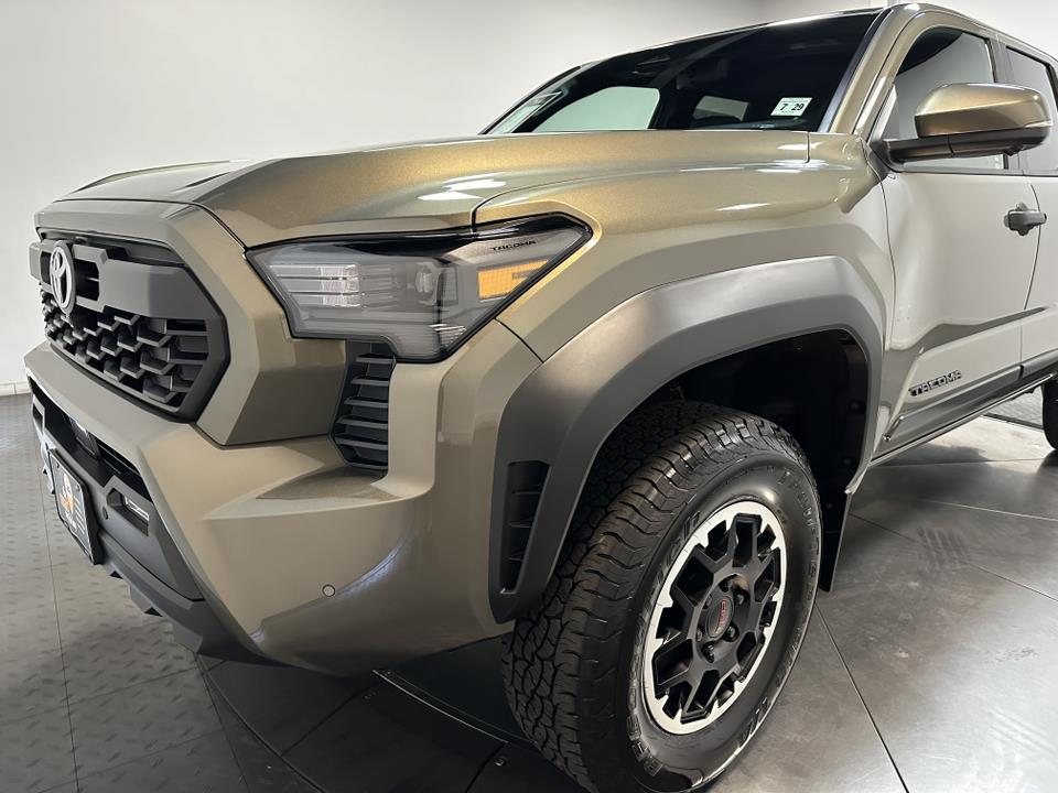 2024 Toyota Tacoma 4WD TRD Off Road 7