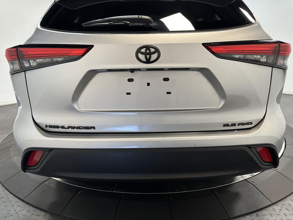 2021 Toyota Highlander XLE 12