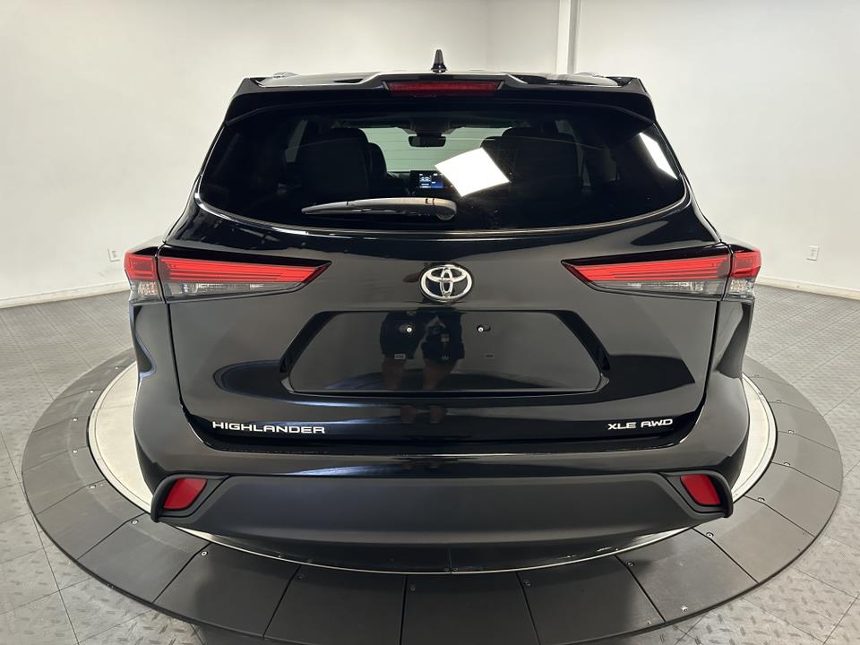 2021 Toyota Highlander XLE 11