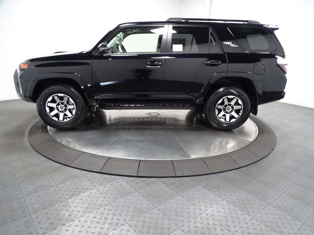 2024 Toyota 4Runner TRD Off Road Premium 5