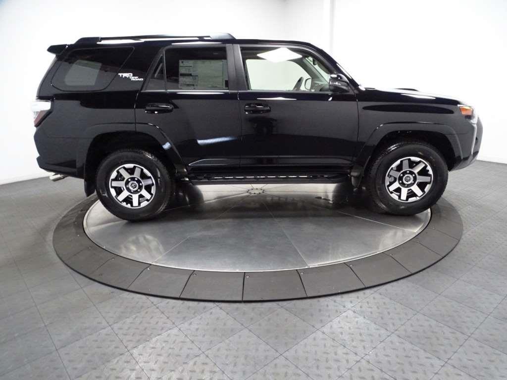 2024 Toyota 4Runner TRD Off Road Premium 9