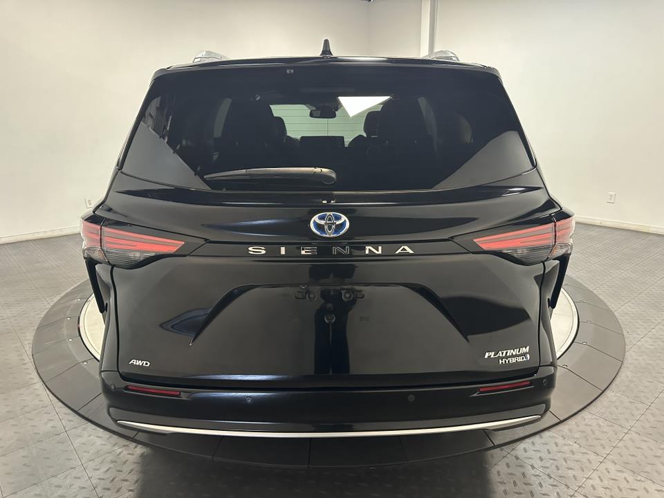 2023 Toyota Sienna Platinum 11