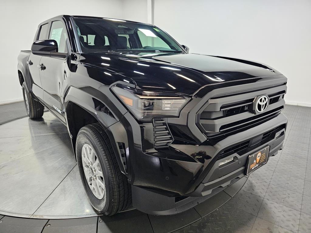 2024 Toyota Tacoma 4WD SR5 2