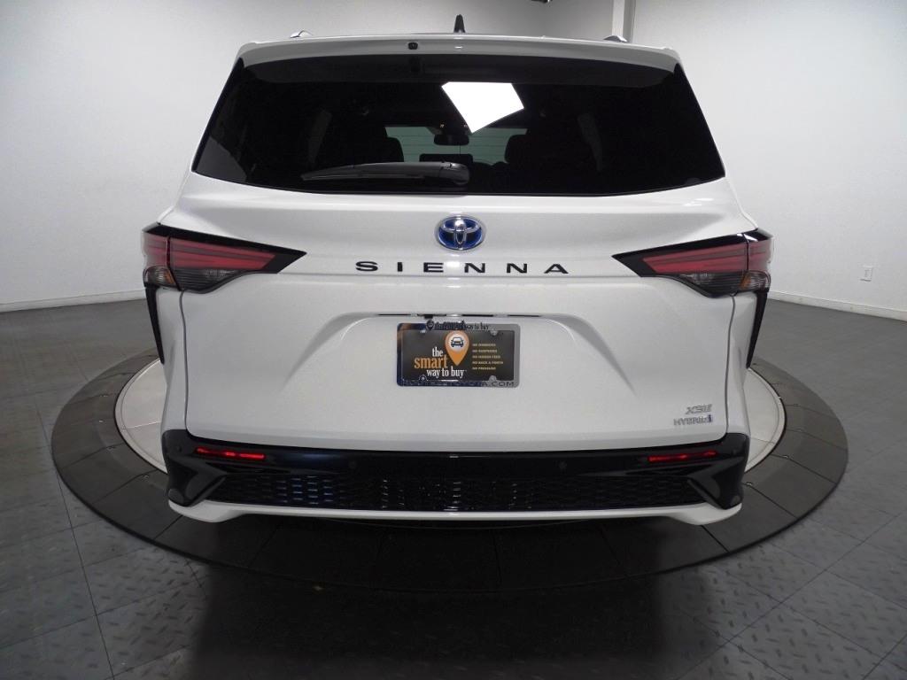 2024 Toyota Sienna XSE 6