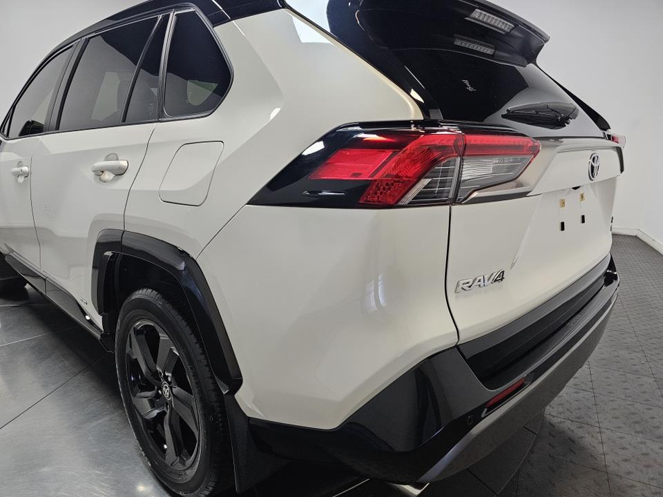 2021 Toyota RAV4 Hybrid XSE 10