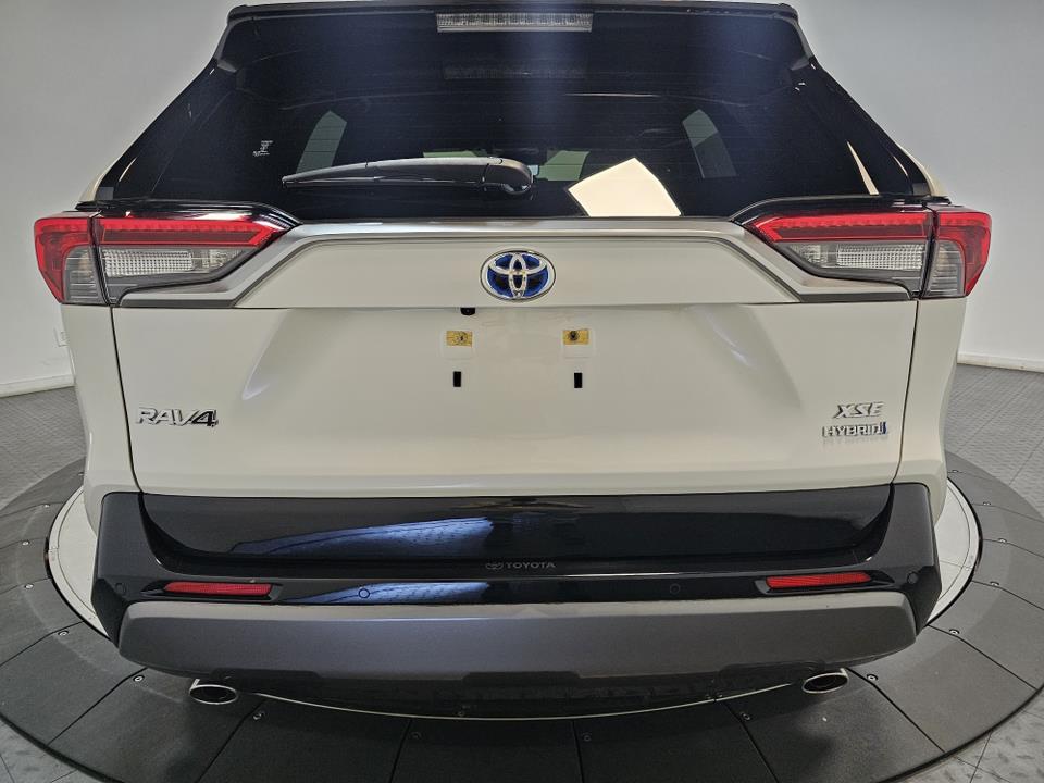 2021 Toyota RAV4 Hybrid XSE 12