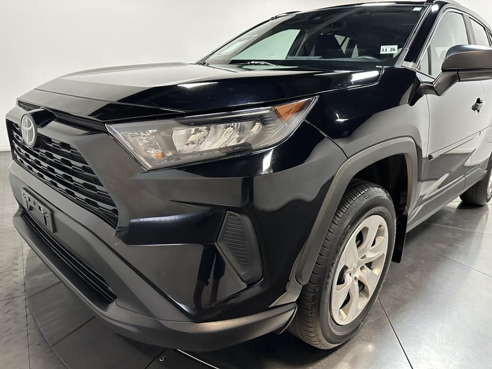 2021 Toyota RAV4 LE 7