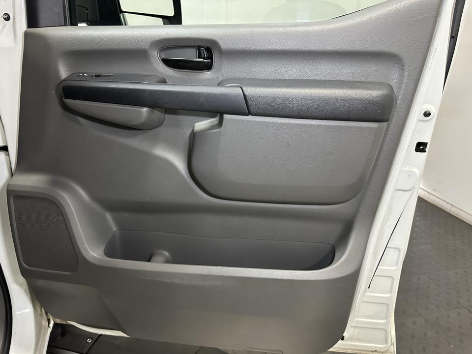 2017 Nissan NV Cargo S 26